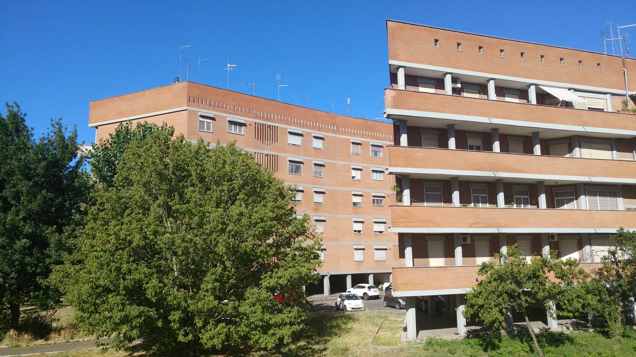 Appartamento ROMA vendita  EUROPA  Carlo Moneta Uno Holding