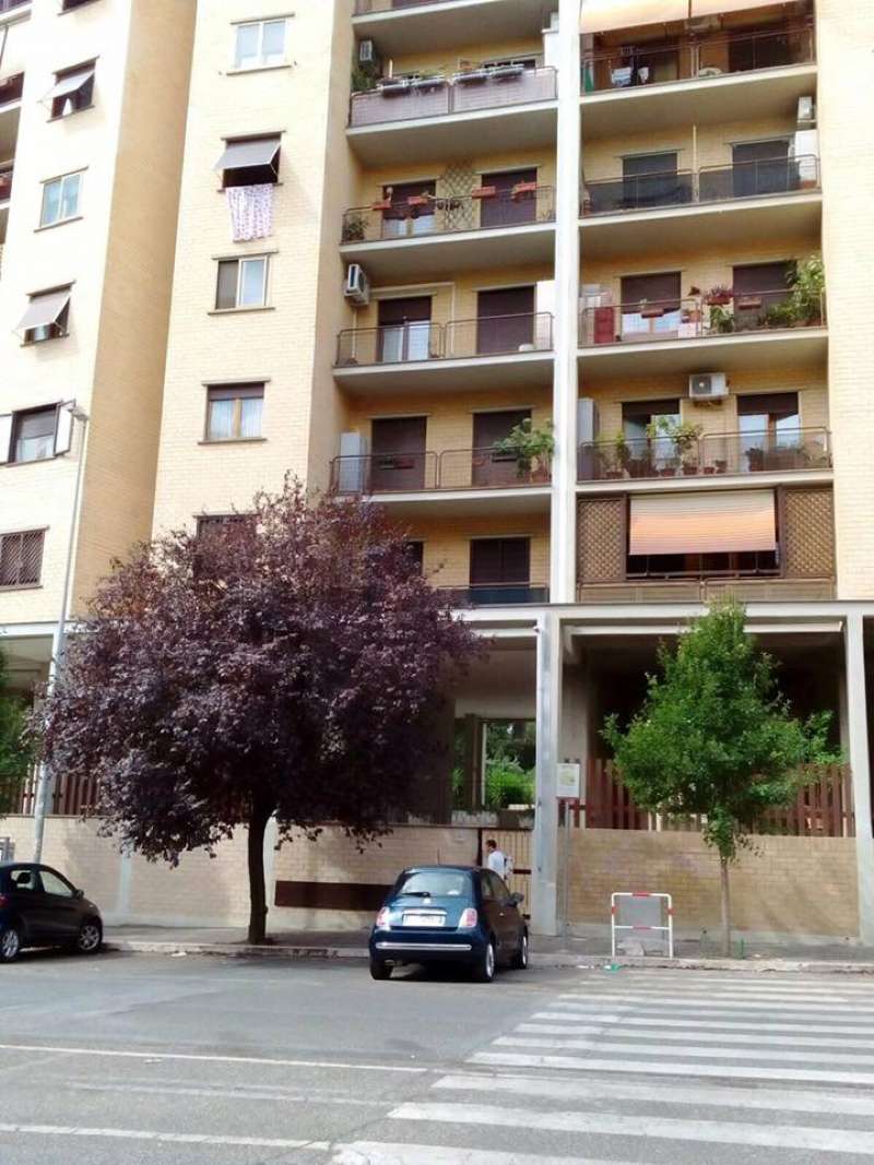  roma vendita quart: europa  uno holding