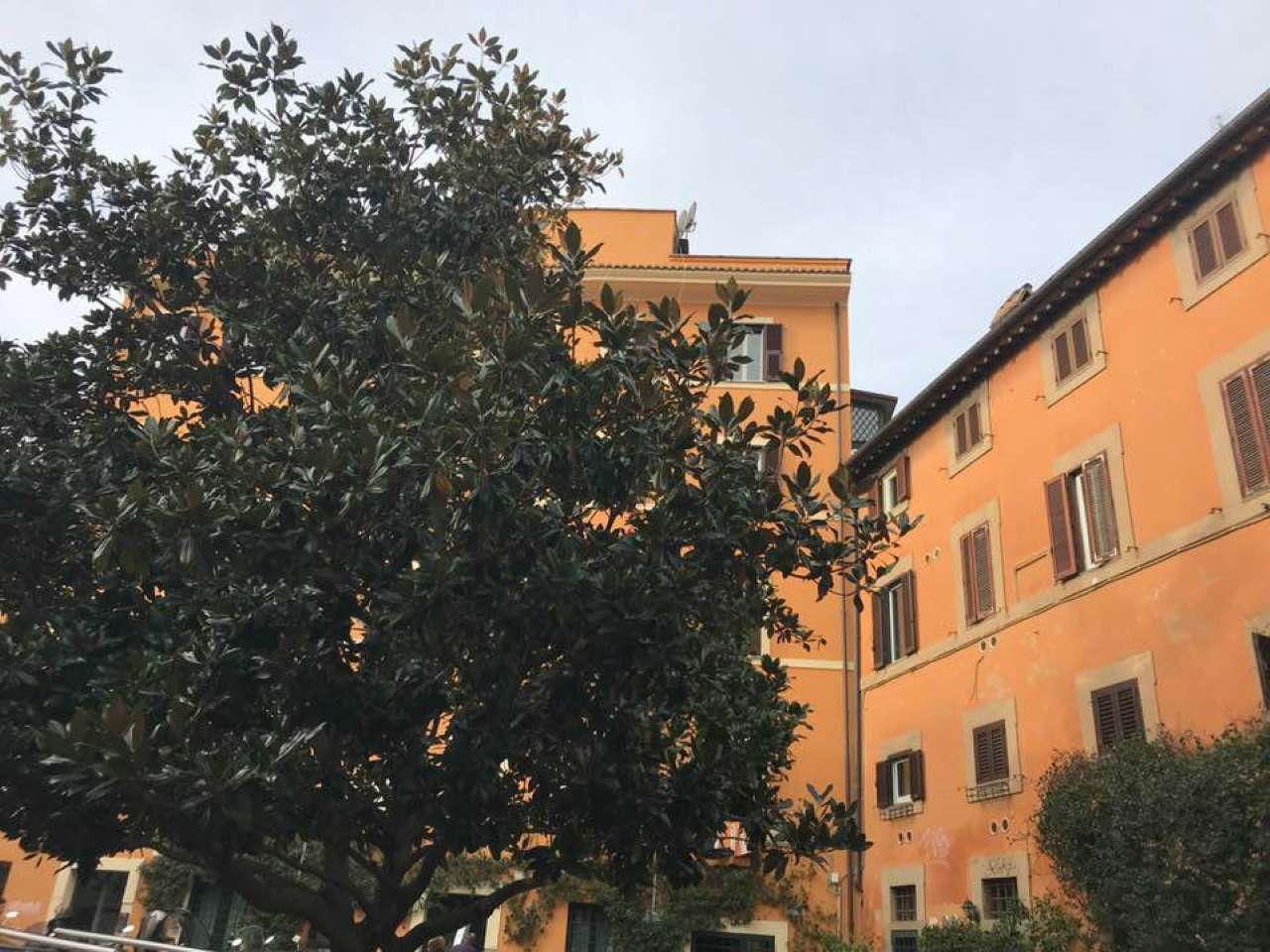 Appartamento ROMA vendita  TRASTEVERE  de' Renzi Uno Holding