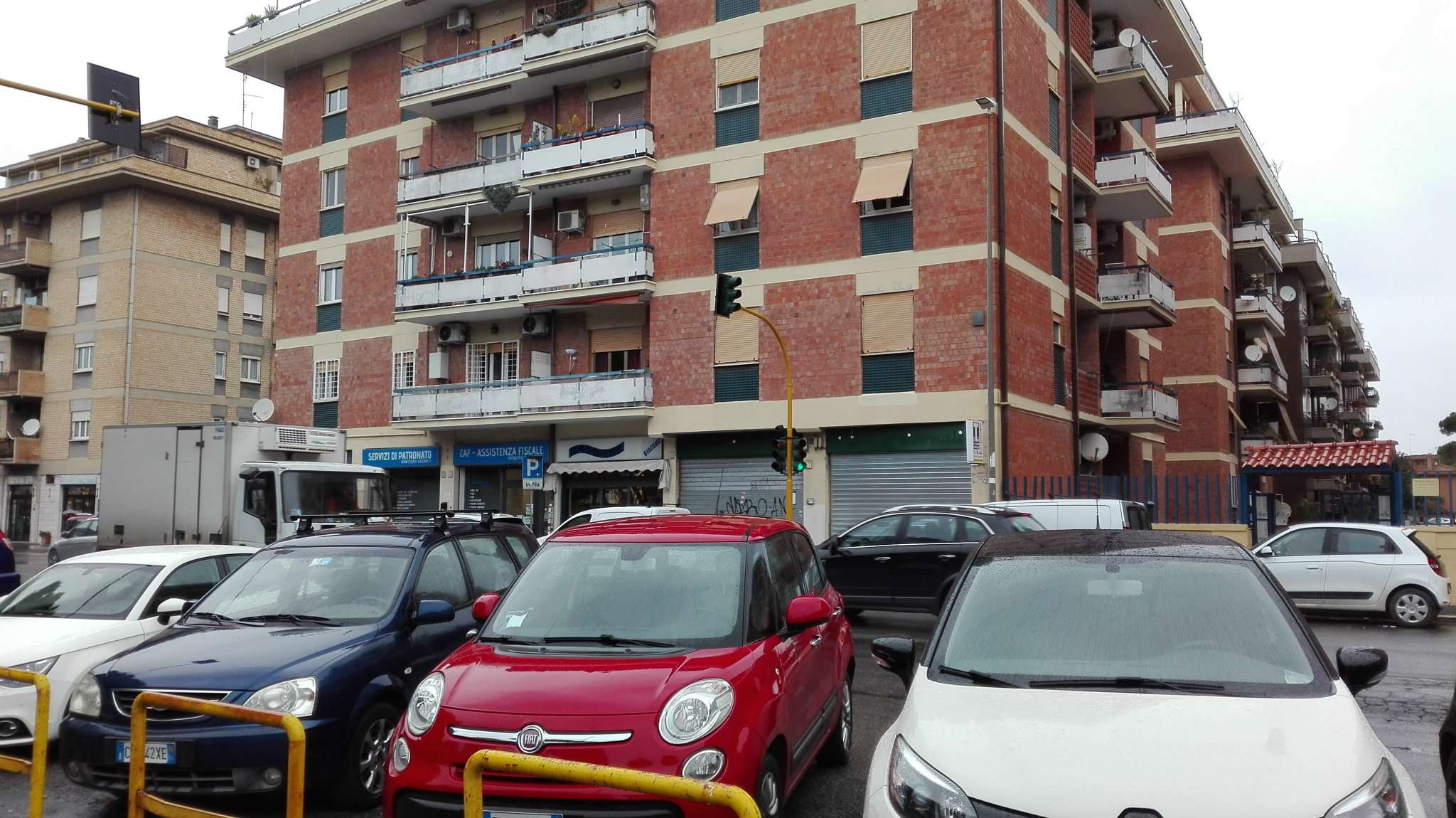 Negozio - Loc.Com. ROMA affitto  LIDO DI OSTIA LEVANTE Mar Rosso Uno Holding