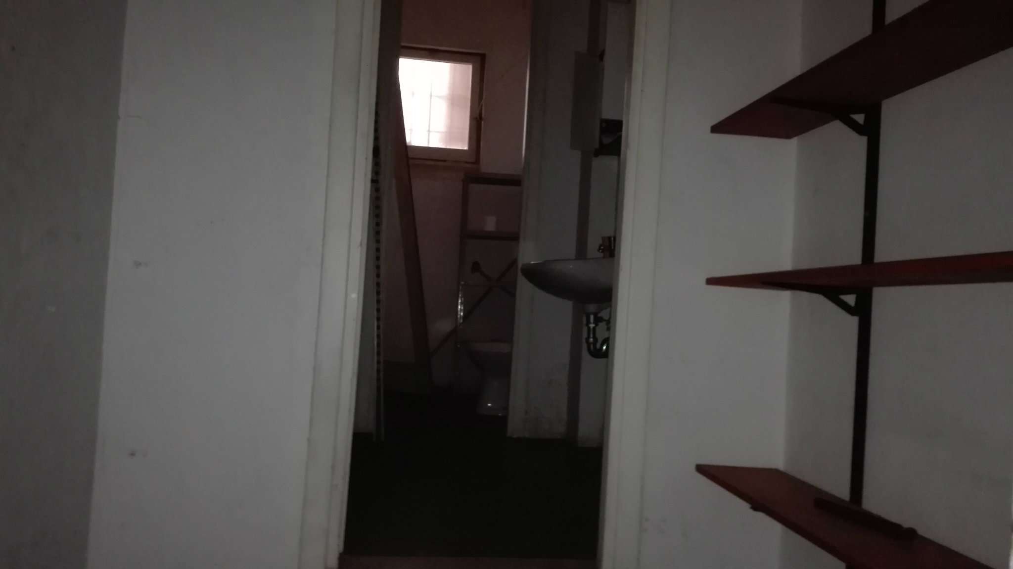 Negozio - Loc.Com. ROMA affitto  LIDO DI OSTIA LEVANTE Mar Rosso Uno Holding