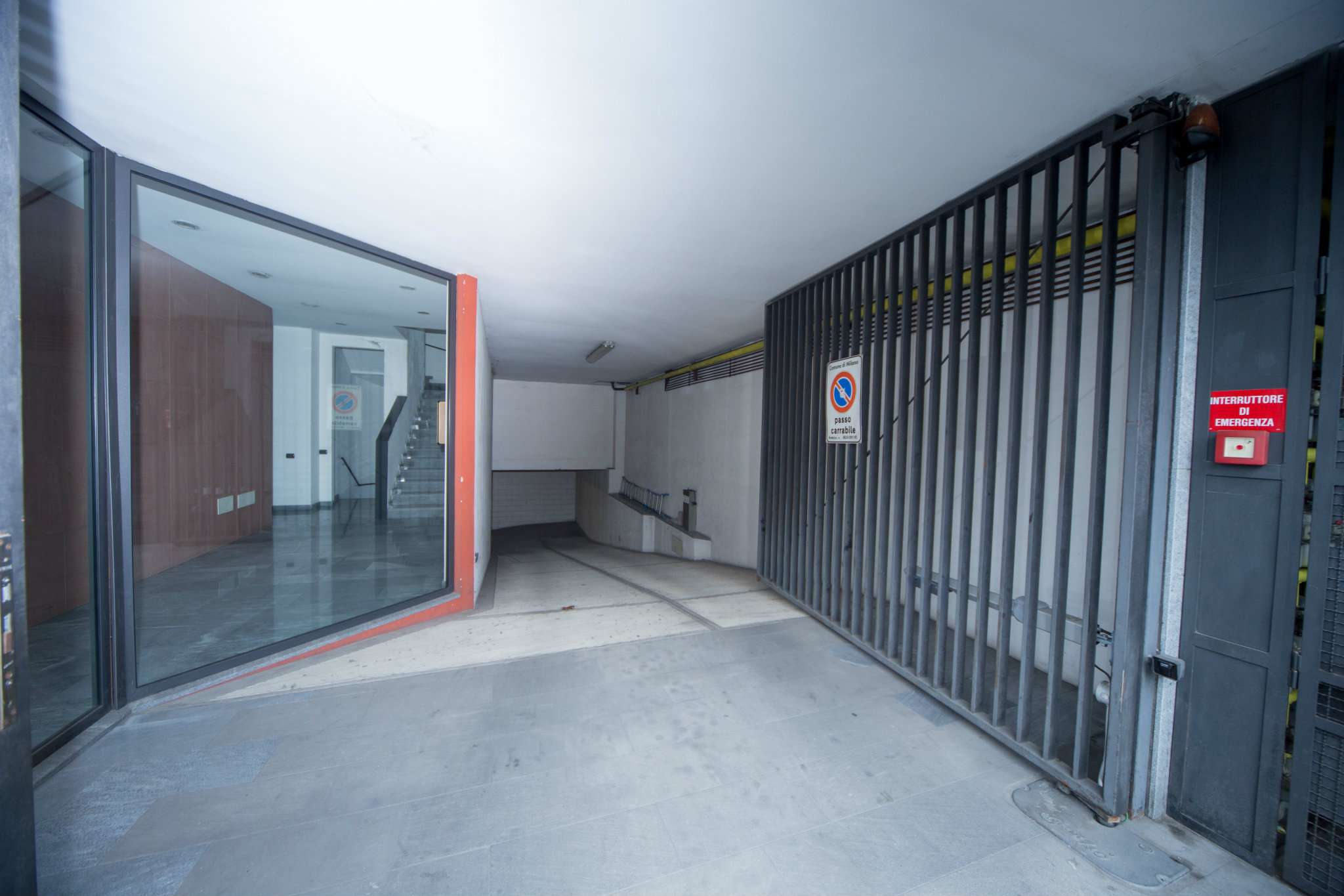 Box auto - Posto auto MILANO affitto  Ospedale San Borromeo  Vianelli Immobili