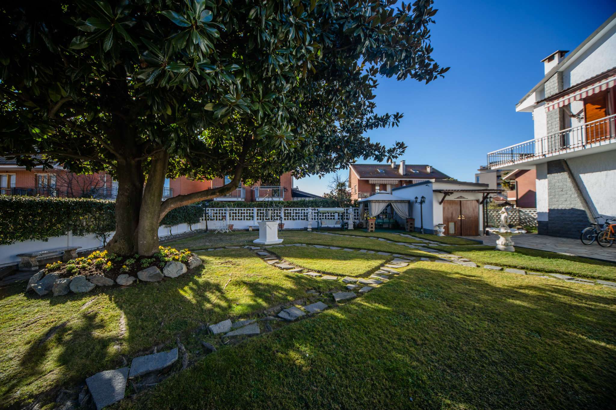 Appartamento TORINO vendita  Strada di San Mauro DAMIANO CHIESA Vianelli Immobili