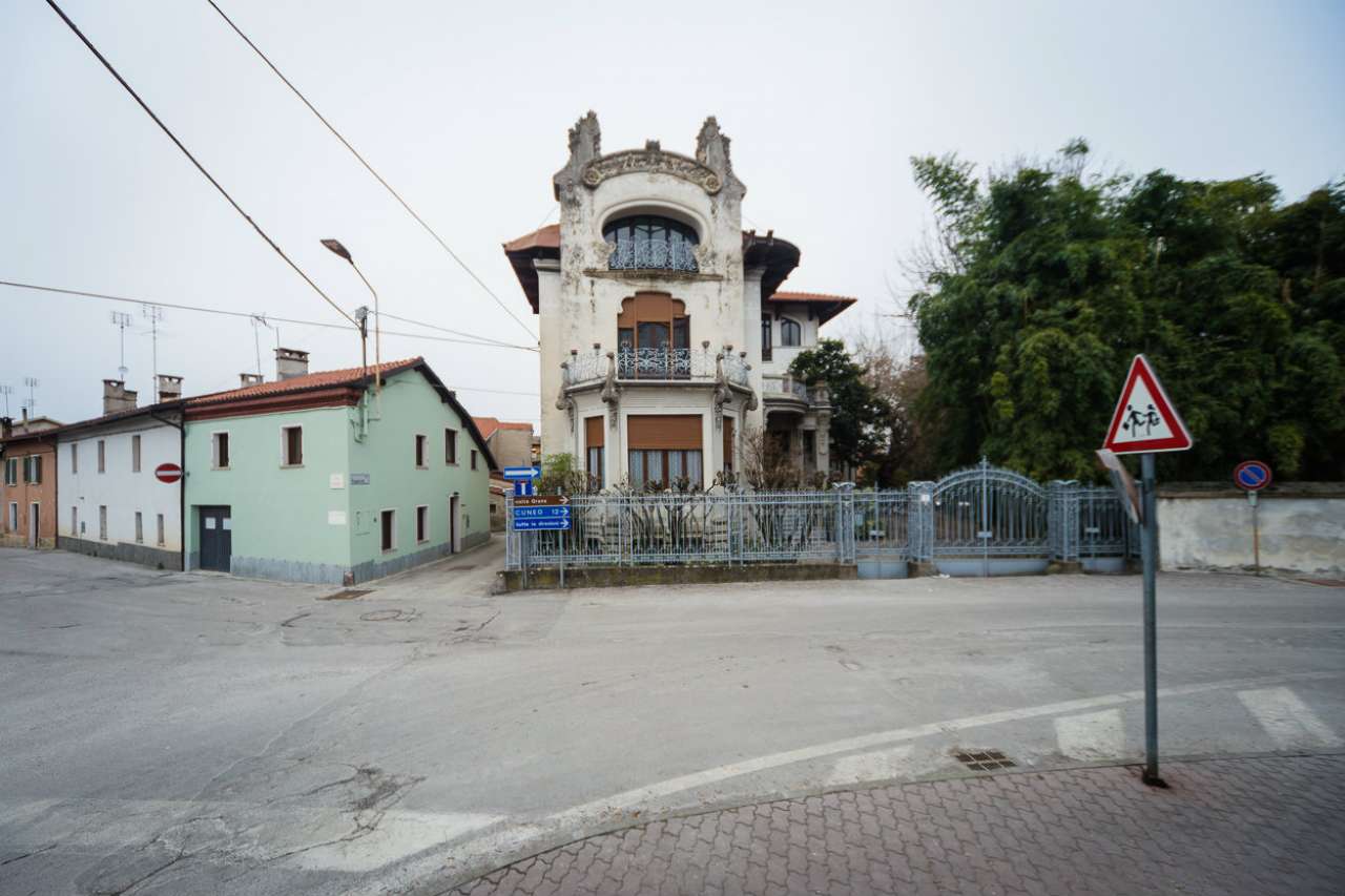  caraglio vendita quart: centro vianelli immobili