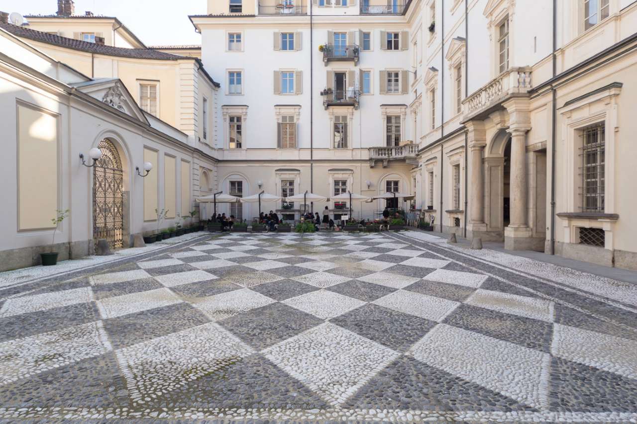 Negozio - Loc.Com. TORINO affitto  Piazzale Valdo Fusi San Francesco da Paola Vianelli Immobili