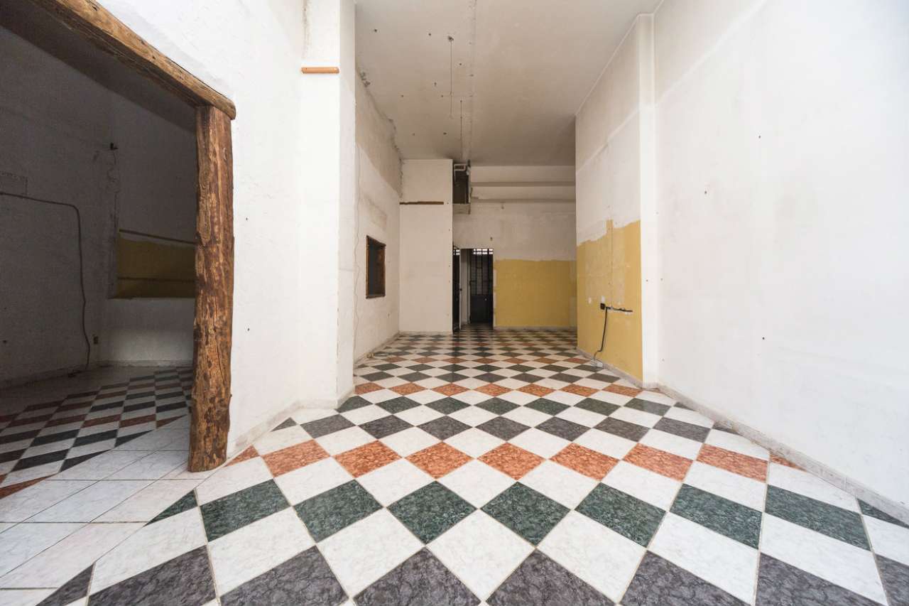 Negozio - Loc.Com. TORINO affitto  Piazza Rivoli Domodossola Vianelli Immobili