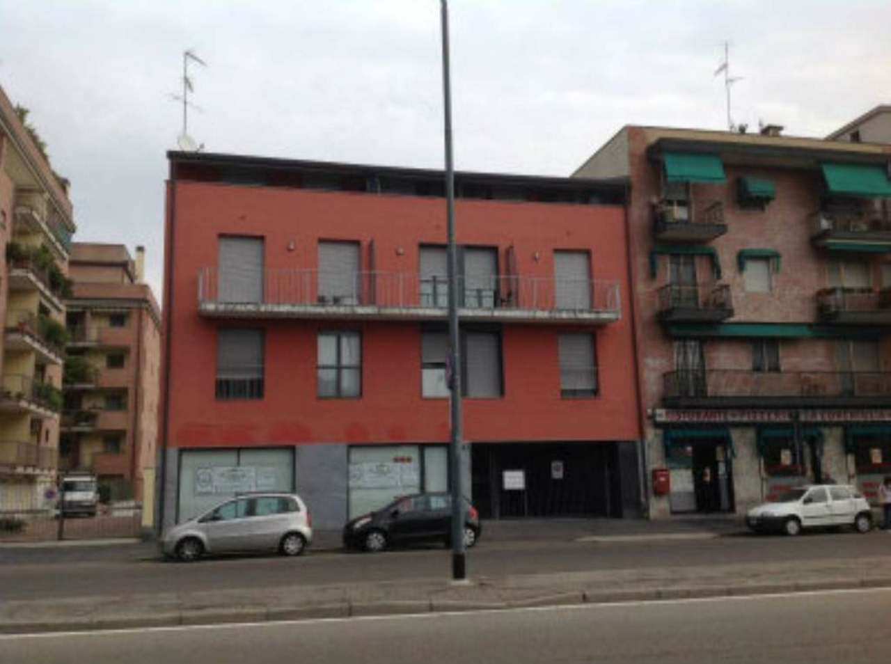 Box auto - Posto auto MILANO affitto  Ospedale San Borromeo  Vianelli Immobili