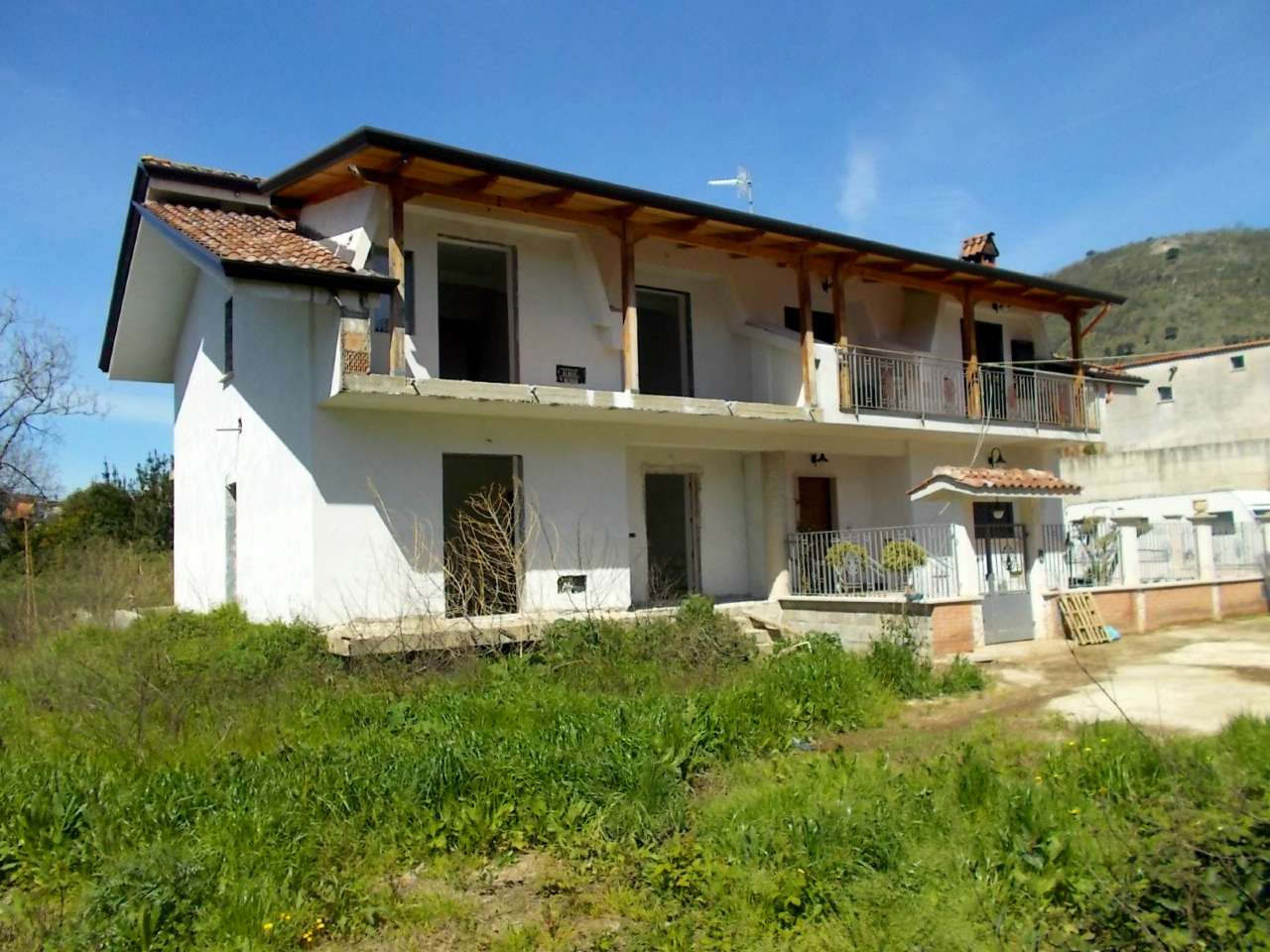 Villa Affiancata - Schiera SANTA MARIA A VICO vendita    MIGLIORCASA - Gemi services srls