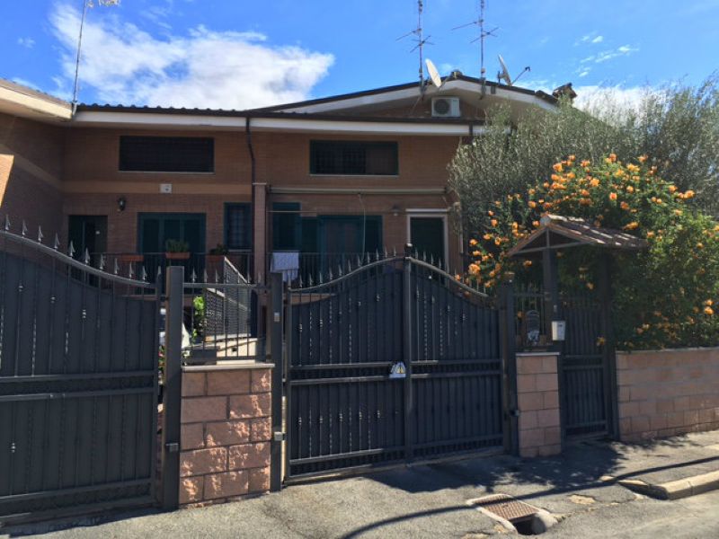 Villa Affiancata - Schiera ROMA vendita  ACILIA Antonio Donghi Edilcom Immobiliare di Omar Nonni