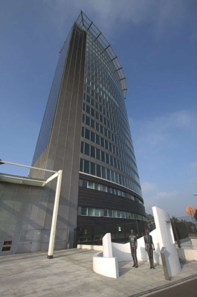 Ufficio - Loc.Com. MILANO affitto  IL PORTELLO achille papa cosmo real estate & brokers srl
