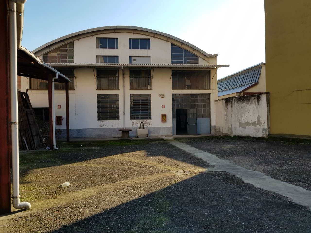  milano affitto quart: baggio cosmo-real-estate-&-brokers-srl