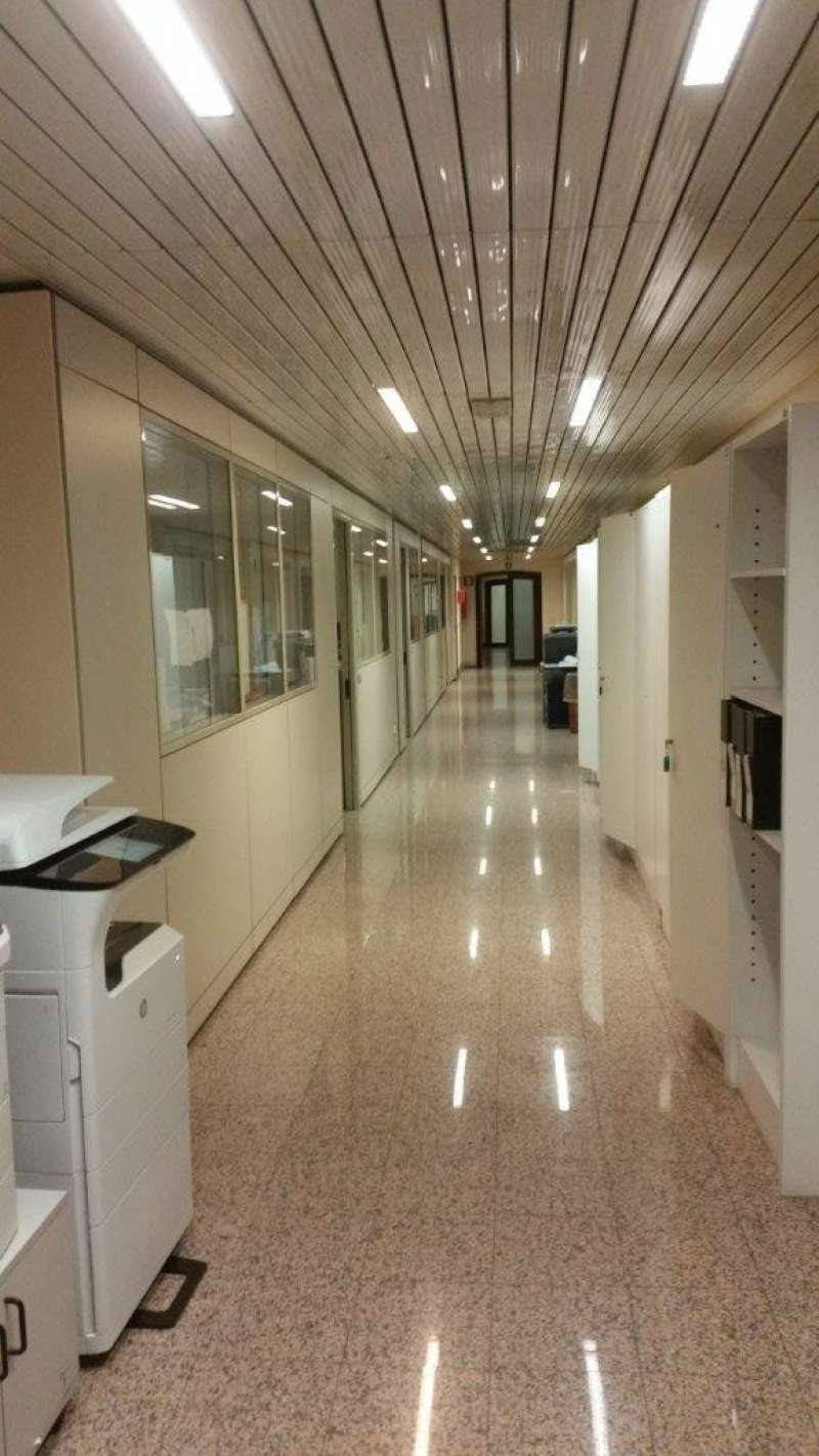 Ufficio - Loc.Com. MILANO affitto  DE ANGELI  cosmo real estate & brokers srl