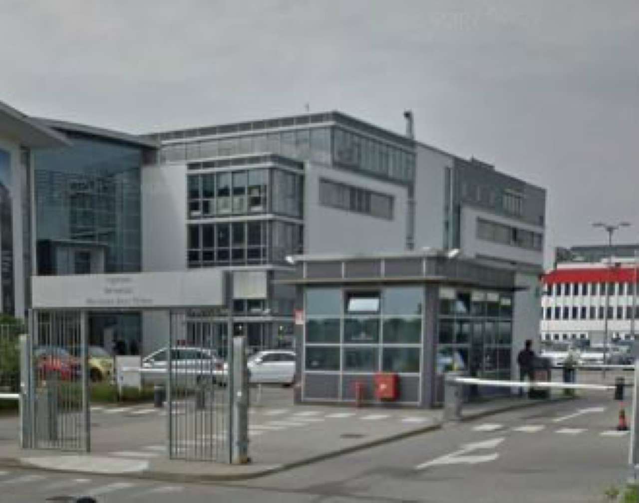  milano affitto quart: bonola cosmo-real-estate-&-brokers-srl