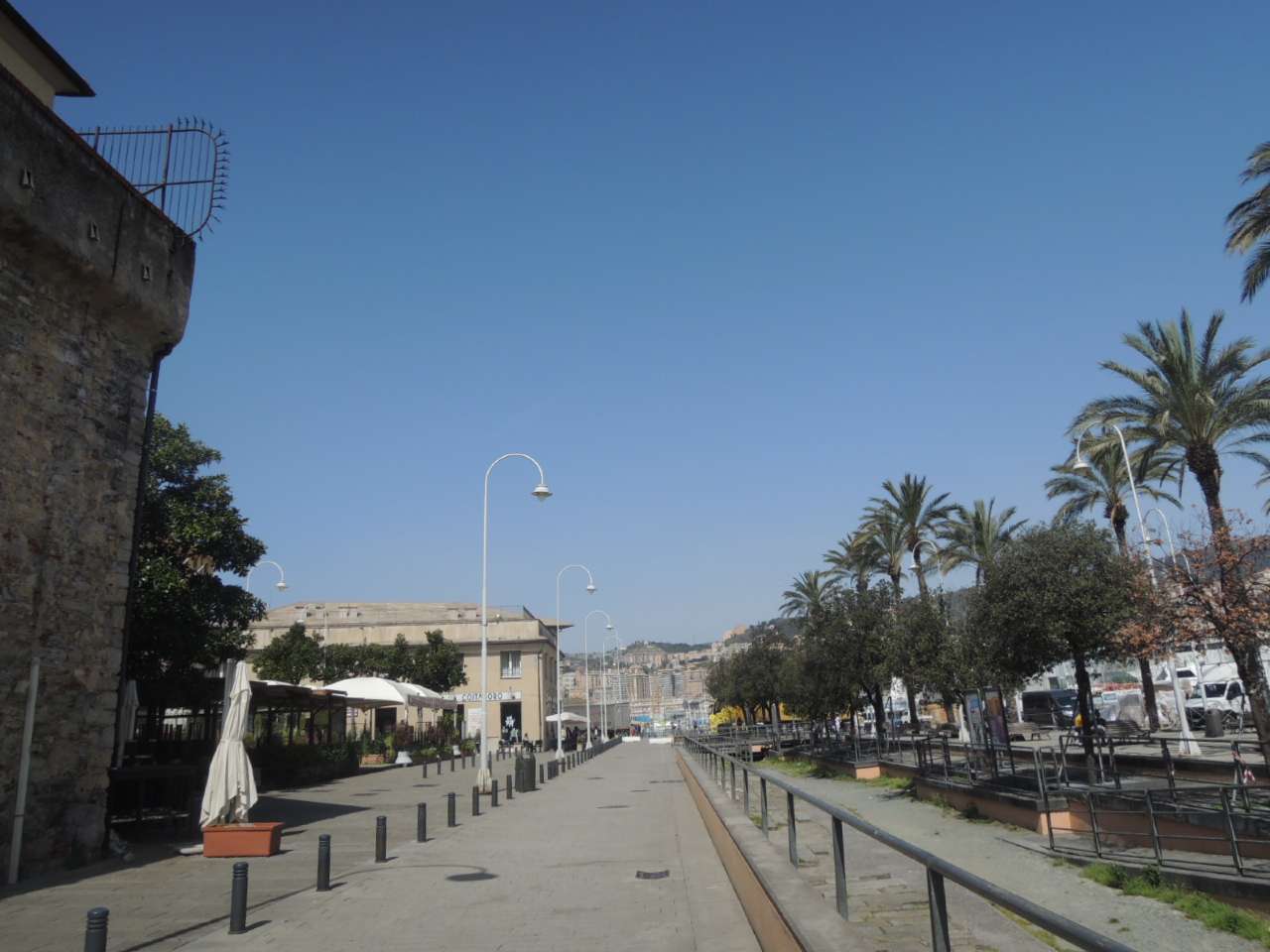 Negozio - Loc.Com. GENOVA vendita  CENTRO STORICO  Bongiovanni Studio Immobiliare