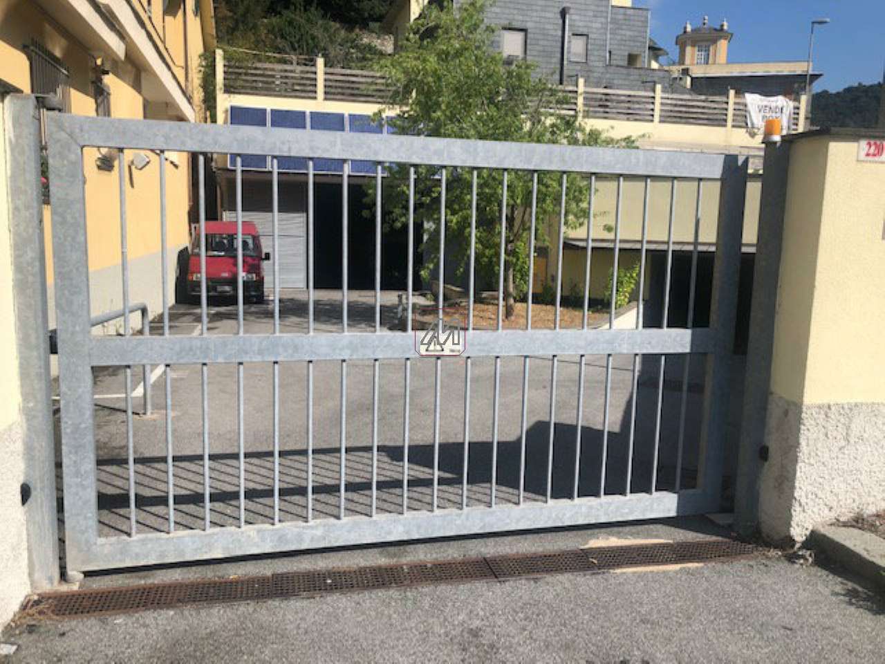 Genova Vendita POSTO AUTO SCOPERTO Immagine 1