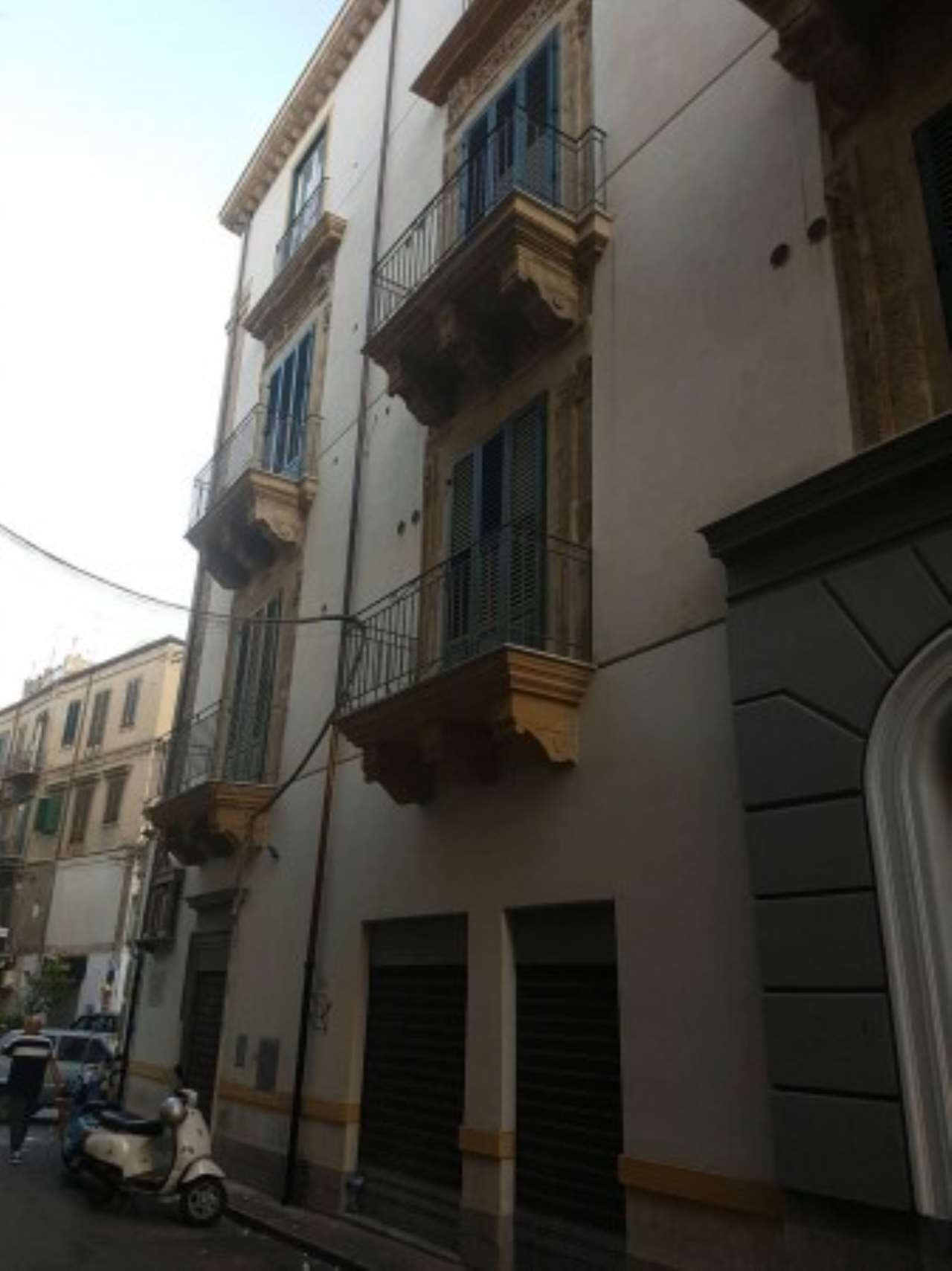 Appartamento PALERMO vendita  Centro storico  HOME ITALIA