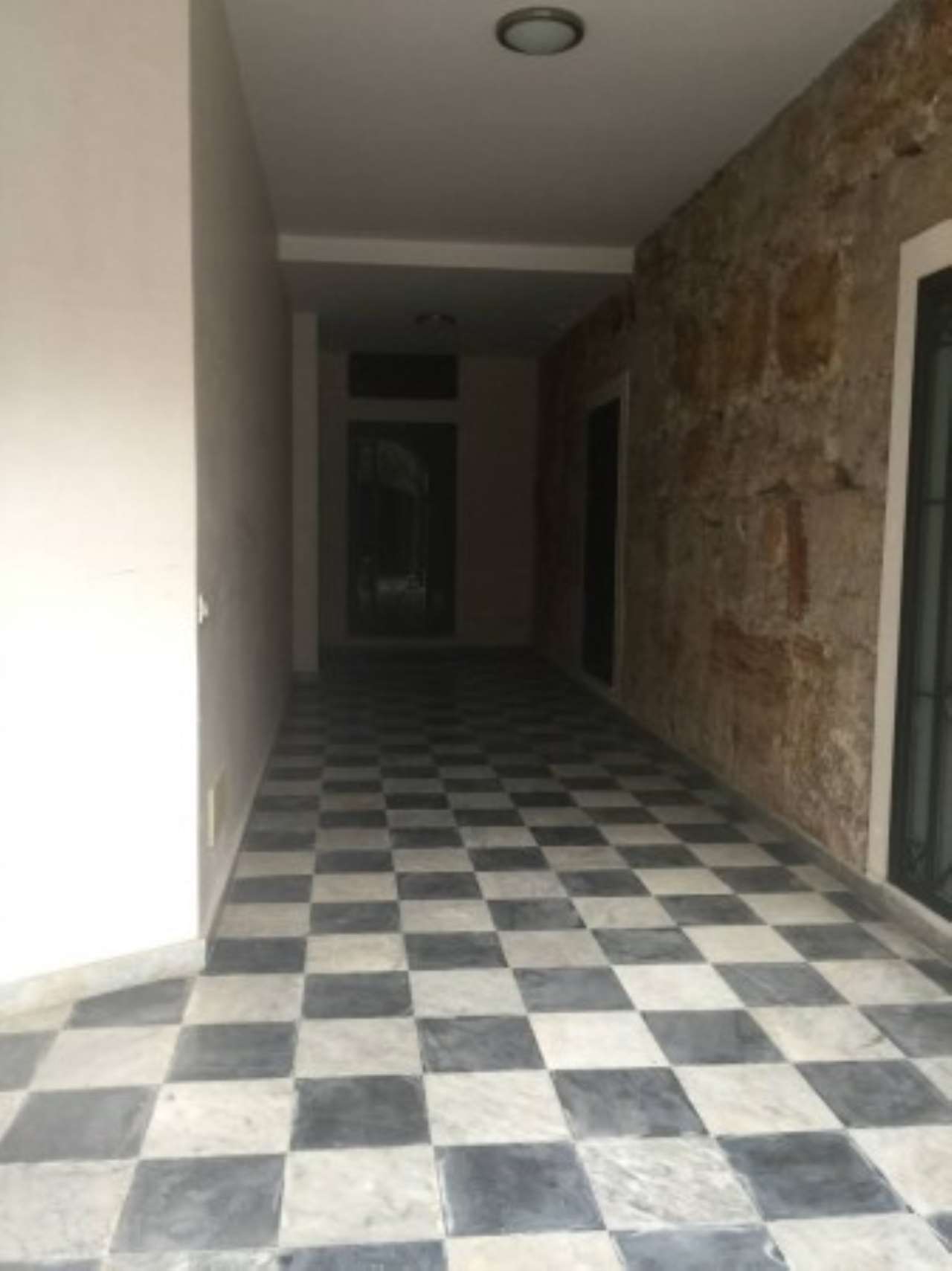 Negozio - Loc.Com. PALERMO vendita  Centro storico Magione HOME ITALIA