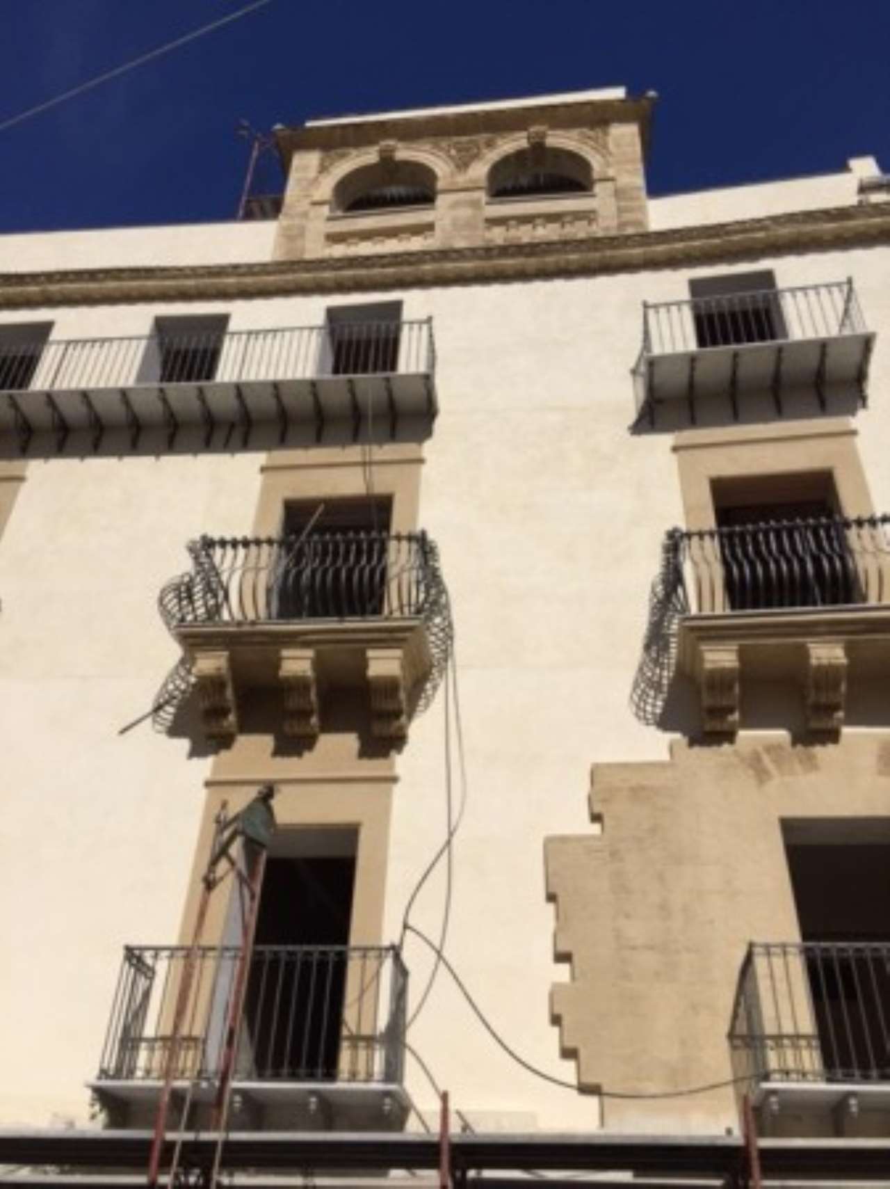 Appartamento PALERMO vendita  Centro storico  HOME ITALIA