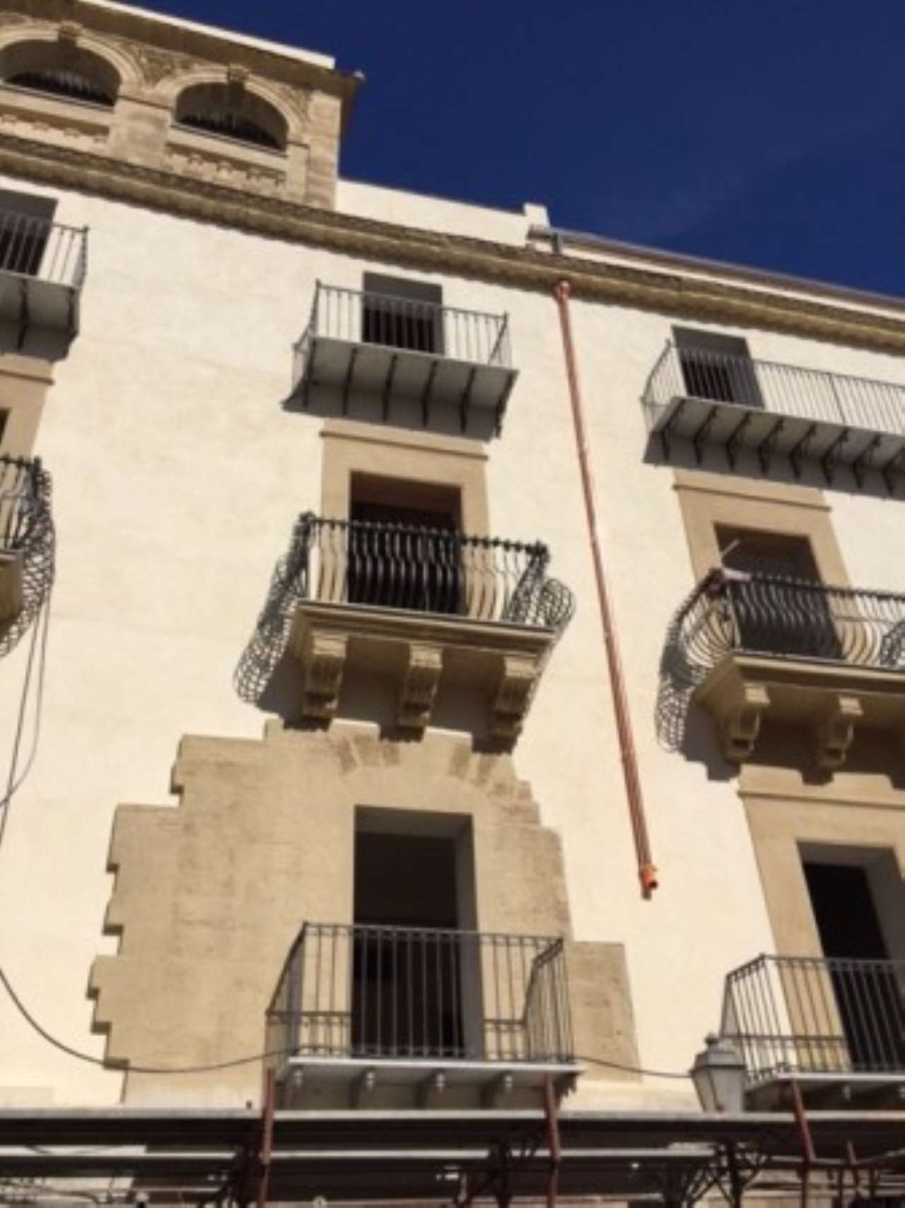 Appartamento PALERMO vendita  Centro storico  HOME ITALIA