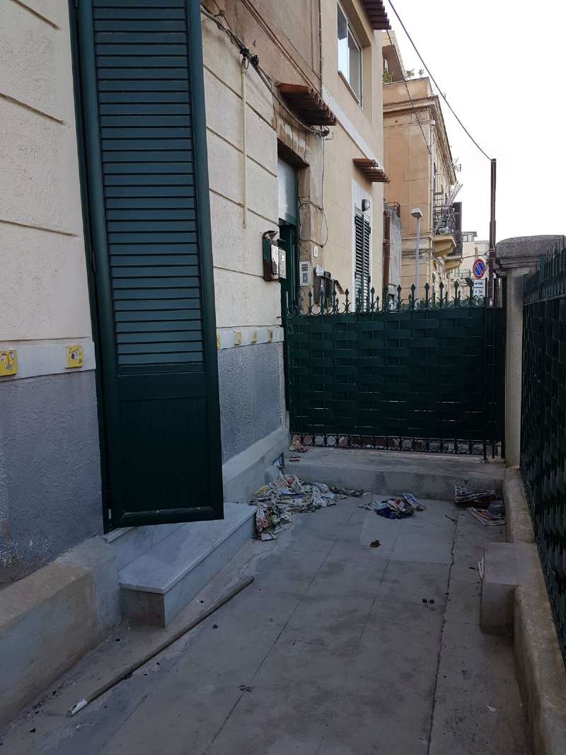 Appartamento PALERMO vendita  SAN ERASMO via messina marine HOME ITALIA