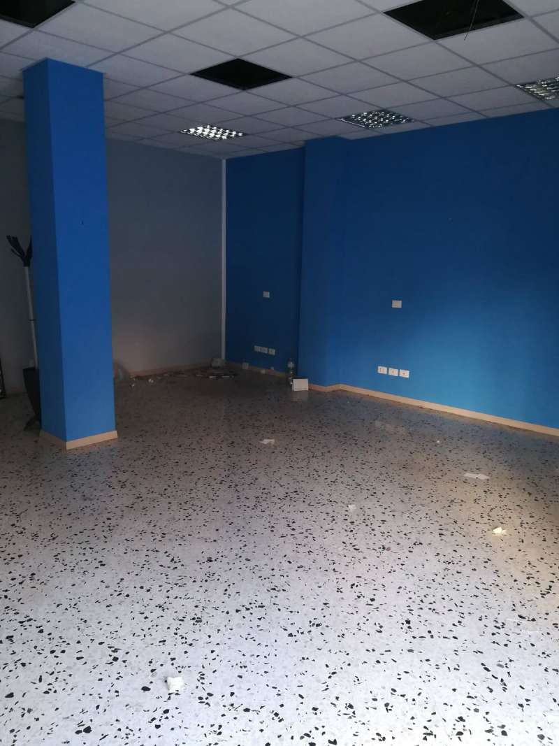 Negozio - Loc.Com. PALERMO vendita   via generale arimondi HOME ITALIA