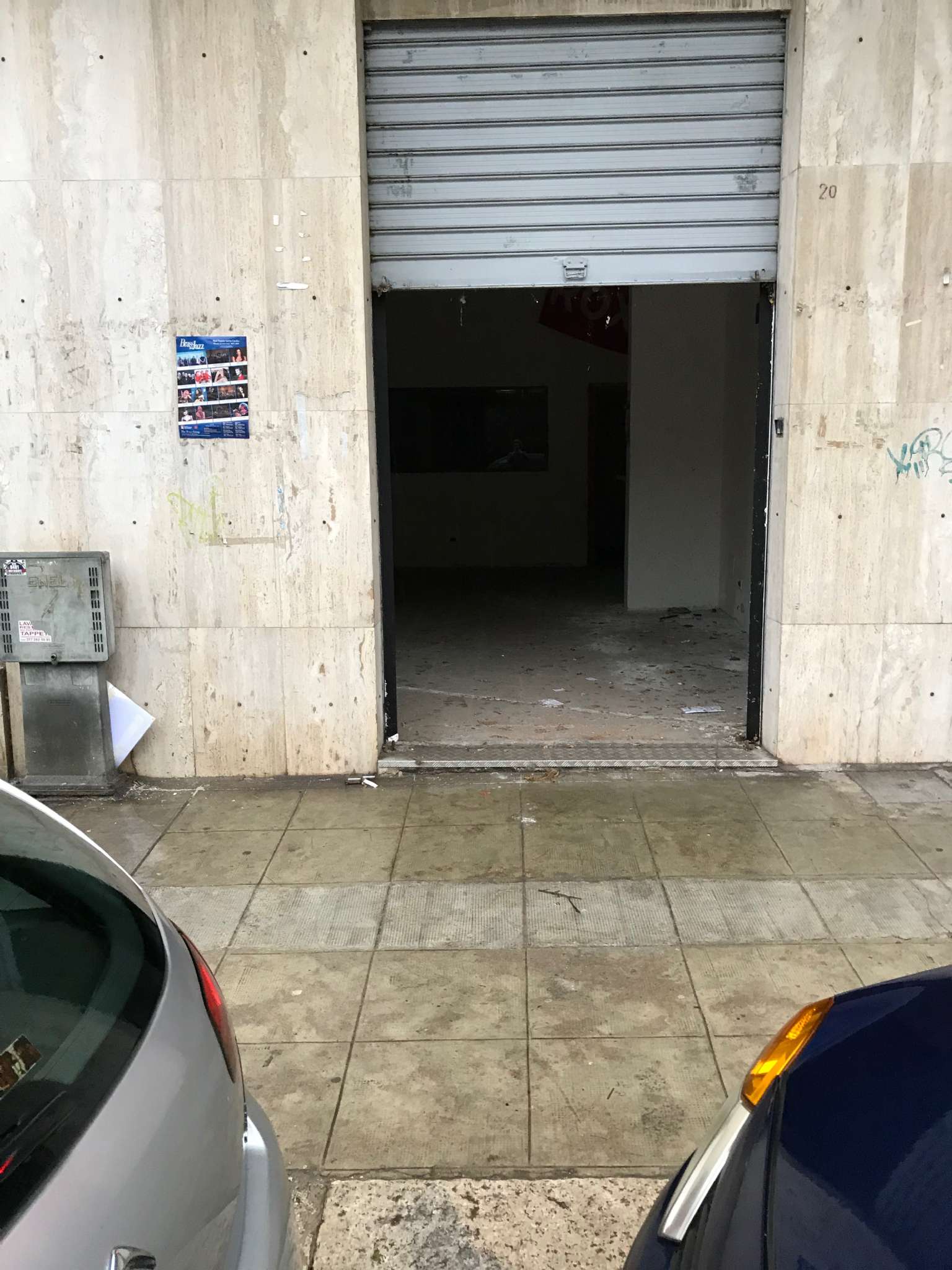 Negozio - Loc.Com. PALERMO vendita   via principe di paterno' n 20 HOME ITALIA
