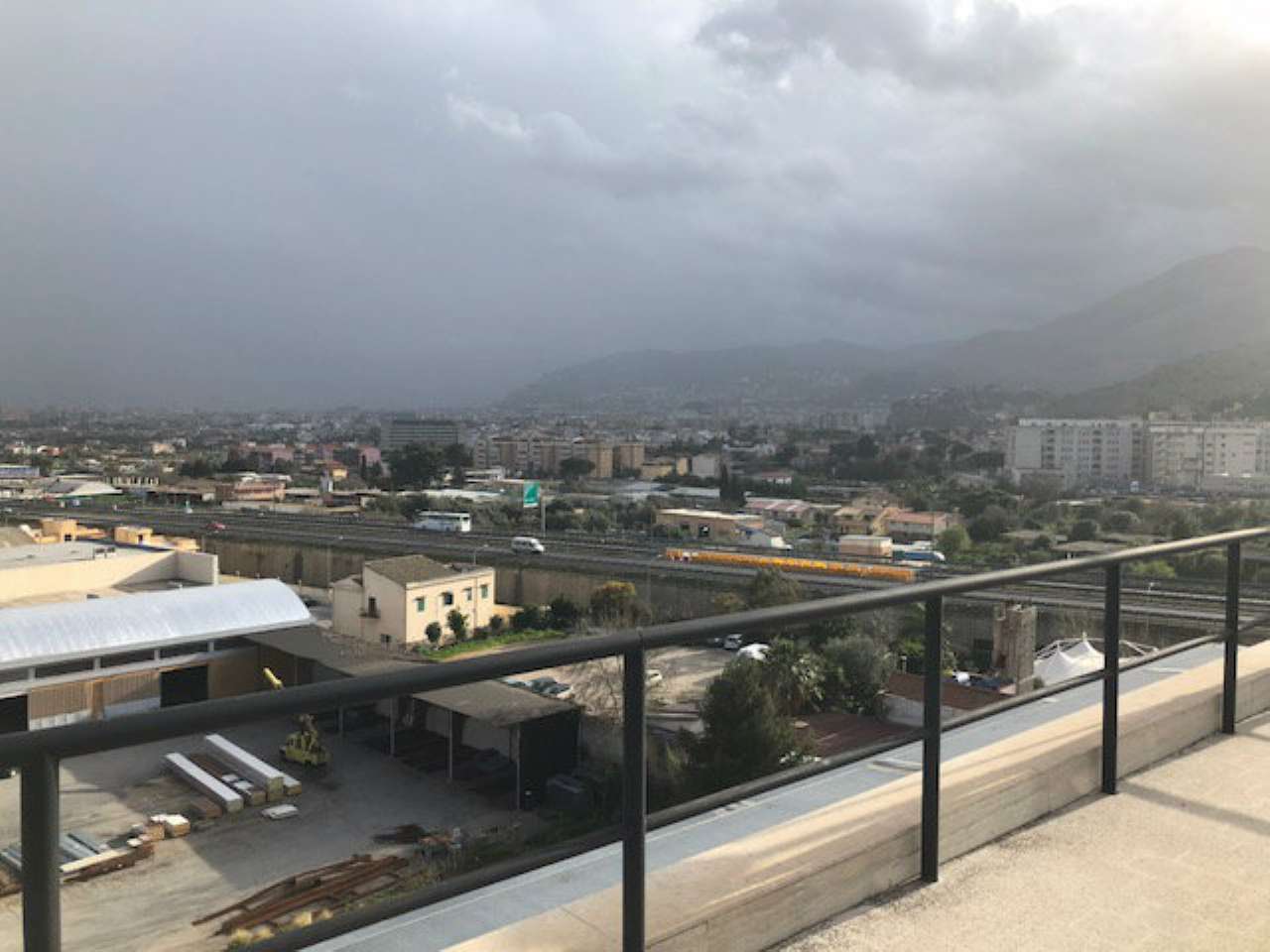 Ufficio - Loc.Com. PALERMO affitto  PASSO DI RIGANO  via ugo la malfa HOME ITALIA