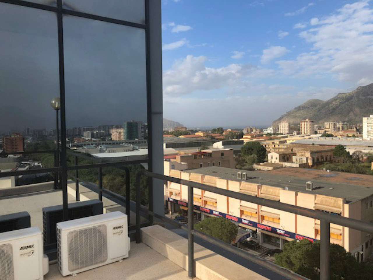 Ufficio - Loc.Com. PALERMO affitto  PASSO DI RIGANO  via ugo la malfa HOME ITALIA