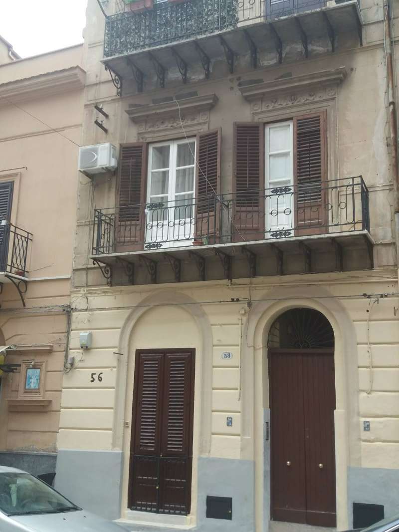 Appartamento PALERMO affitto  Centro storico via serpotta HOME ITALIA