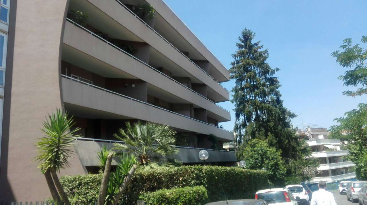 Appartamento ROMA vendita  AURELIO (XVIII MUN.) GIOVANNI VITTORIO ENGLEN LATTANZI IMMOBILIARE DI ALVARO LATTANZI