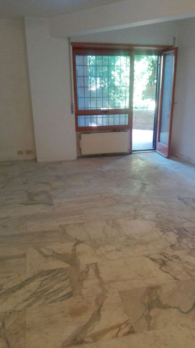 Appartamento ROMA vendita  AURELIO (XVIII MUN.) GIOVANNI VITTORIO ENGLEN LATTANZI IMMOBILIARE DI ALVARO LATTANZI