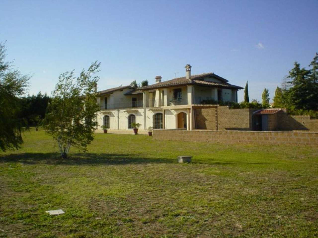 Villa MONTEROSI vendita   di tagliata Osservatorio Immobiliare S.r.l.