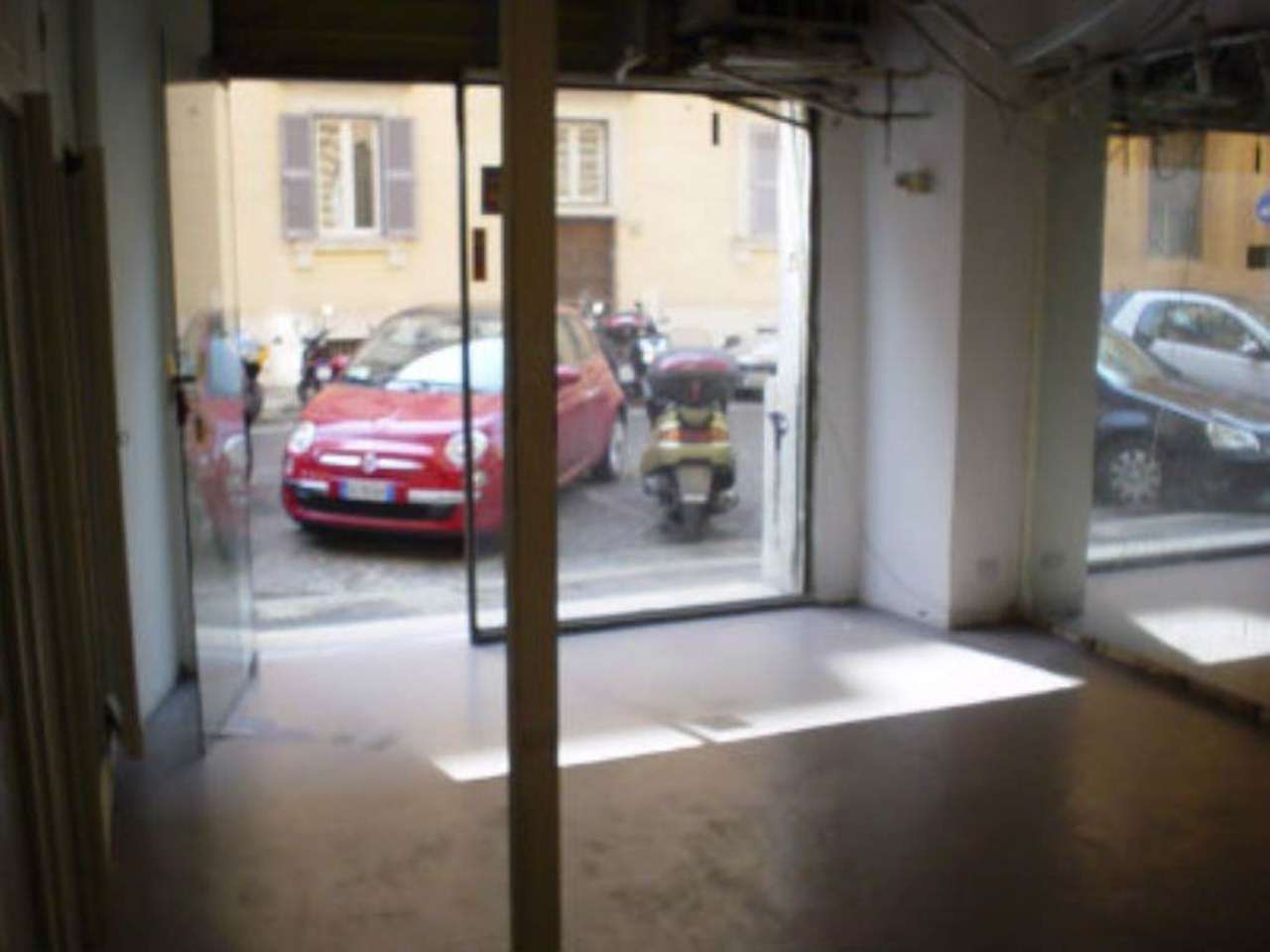 Negozio - Loc.Com. ROMA affitto  PRATI PIETRO COSSA Osservatorio Immobiliare S.r.l.