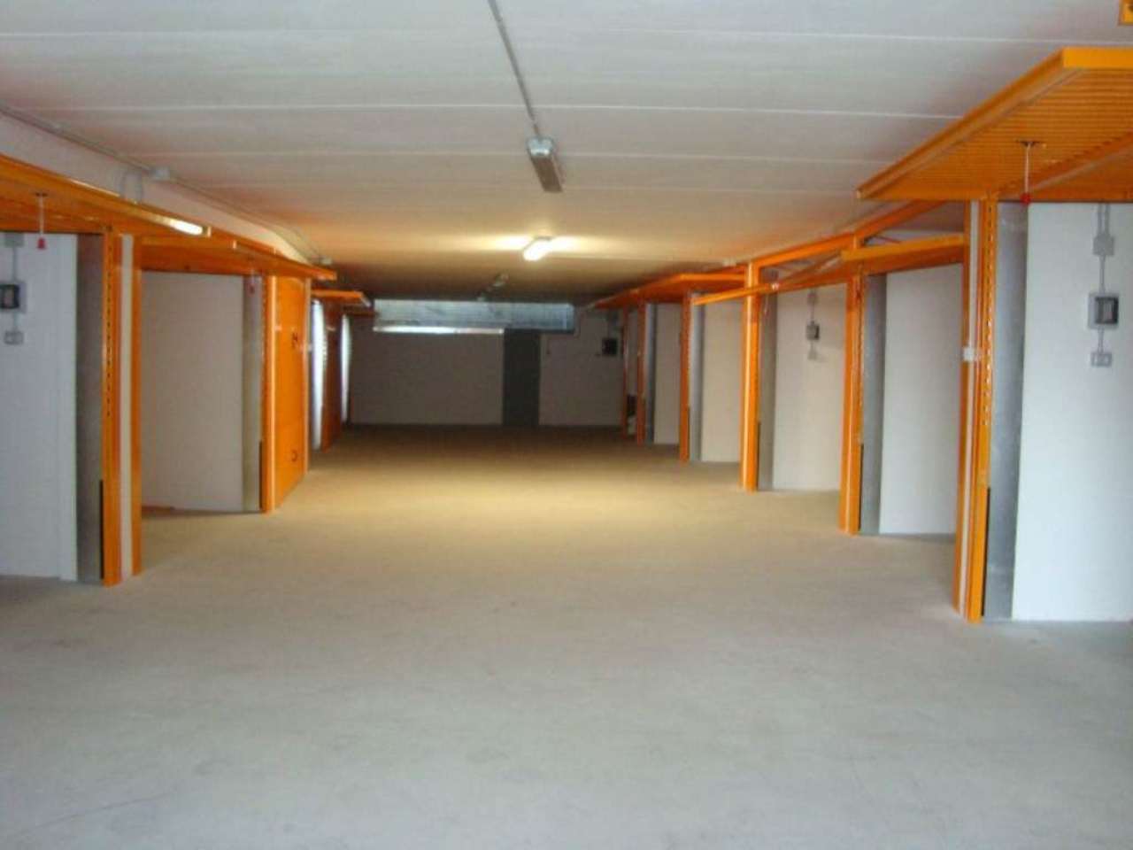 Box auto - Posto auto GENOVA vendita  SESTRI P.  Immobiliare Chiaverini