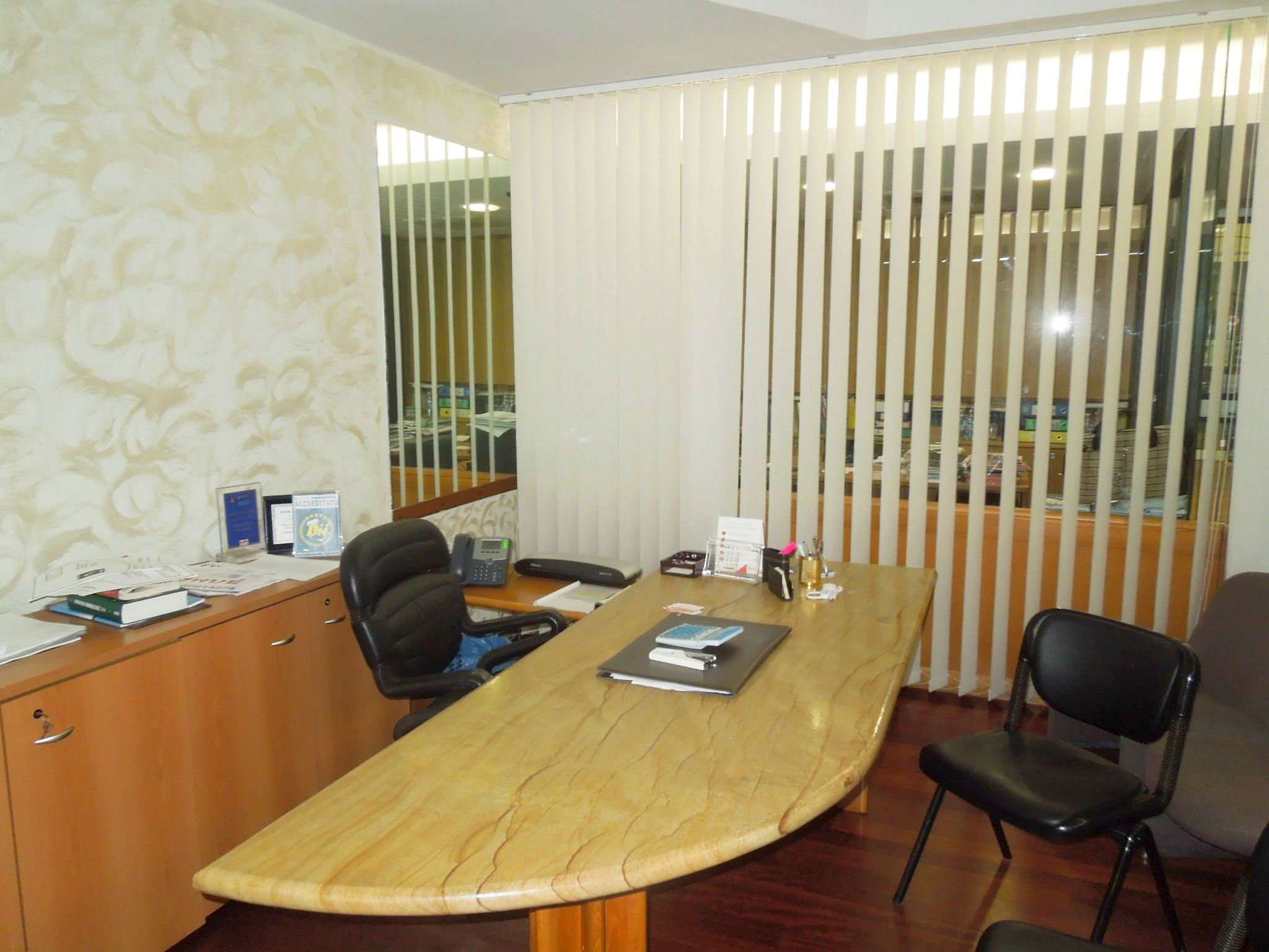 Ufficio - Loc.Com. ROMA vendita  ACILIA Viale Prassilla Immobiliare Cannavale