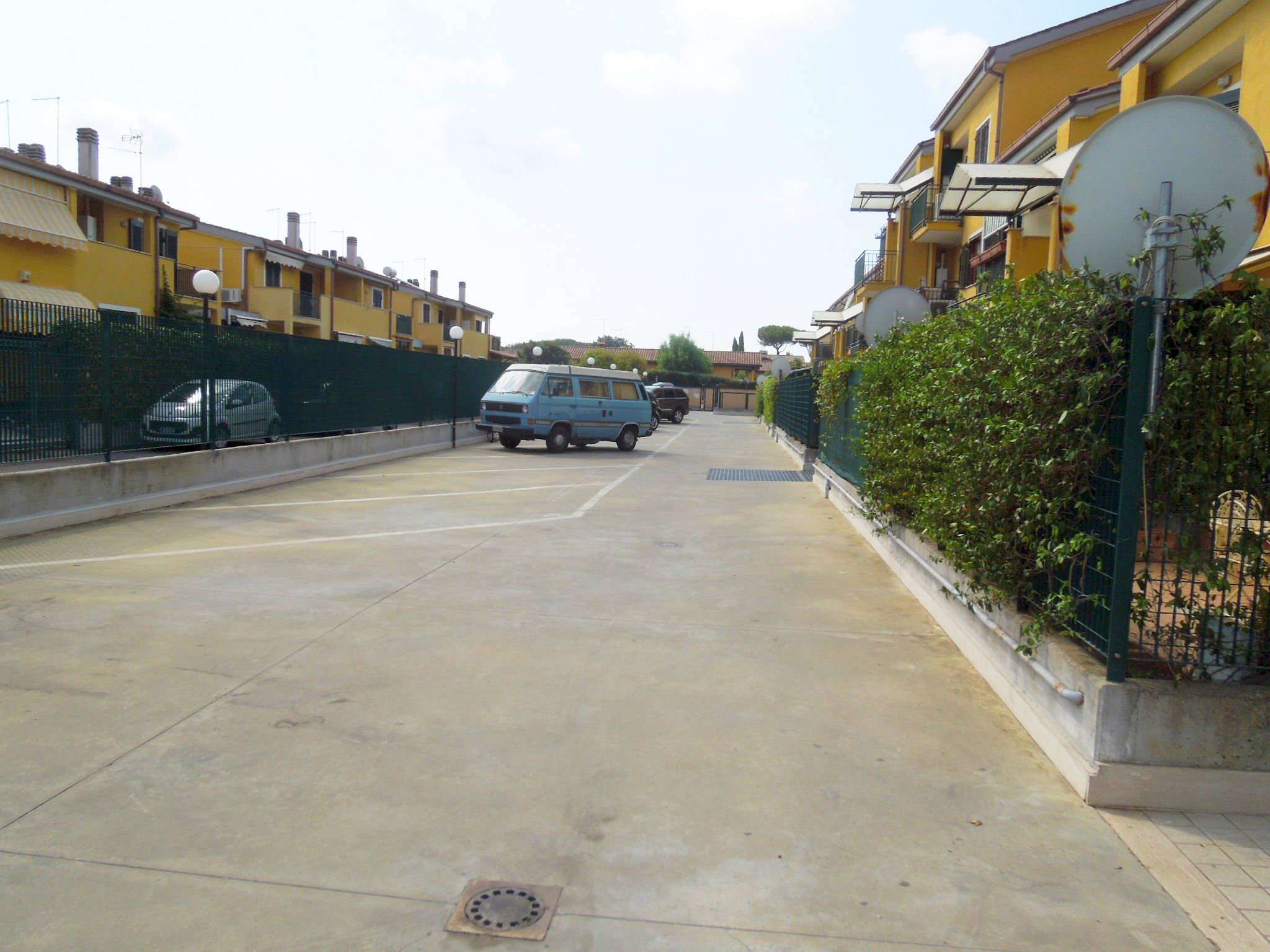 Box auto - Posto auto ROMA vendita  INFERNETTO  Immobiliare Cannavale