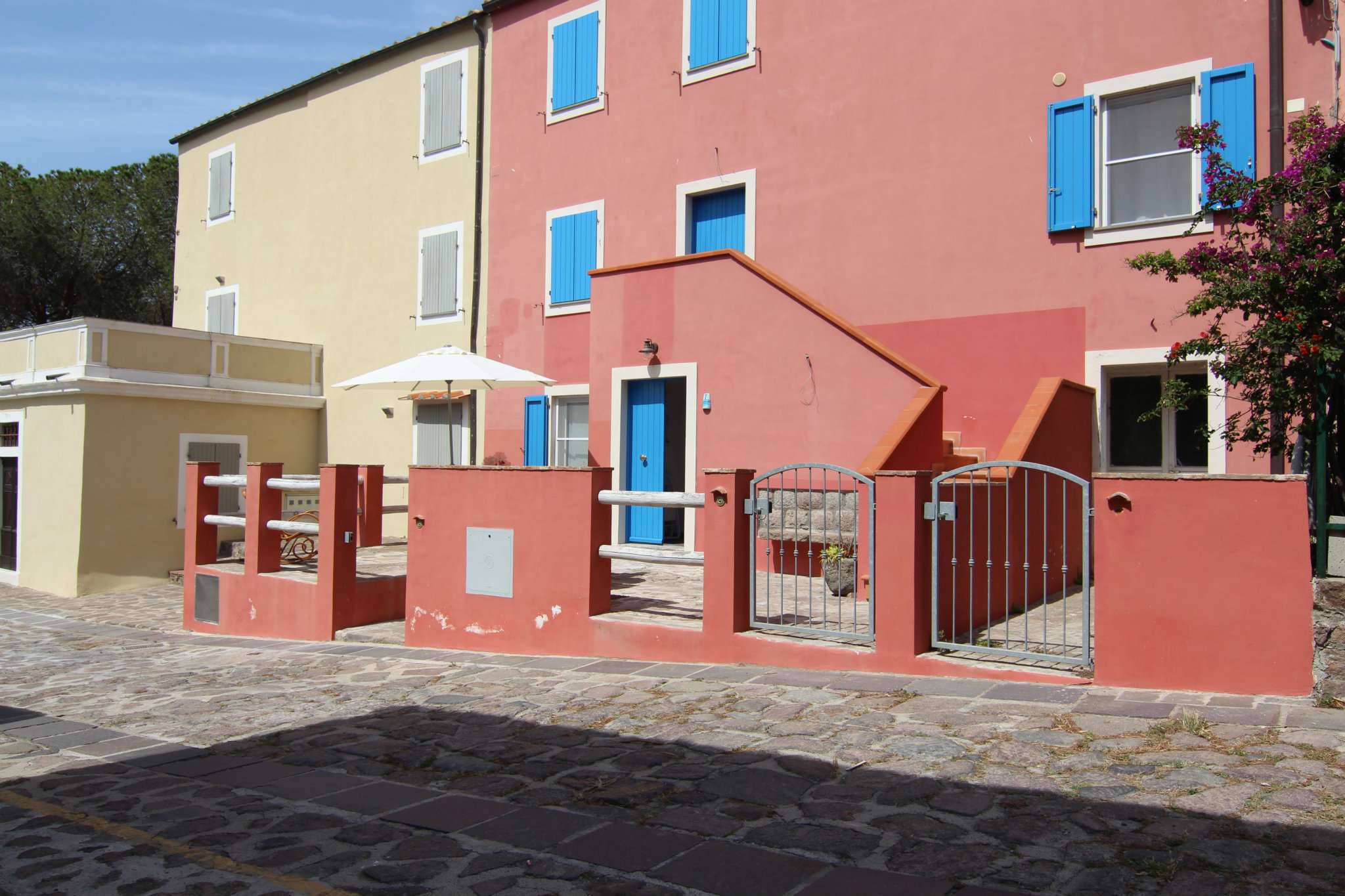  capraia isola vendita quart:  immobiliare santo stefano