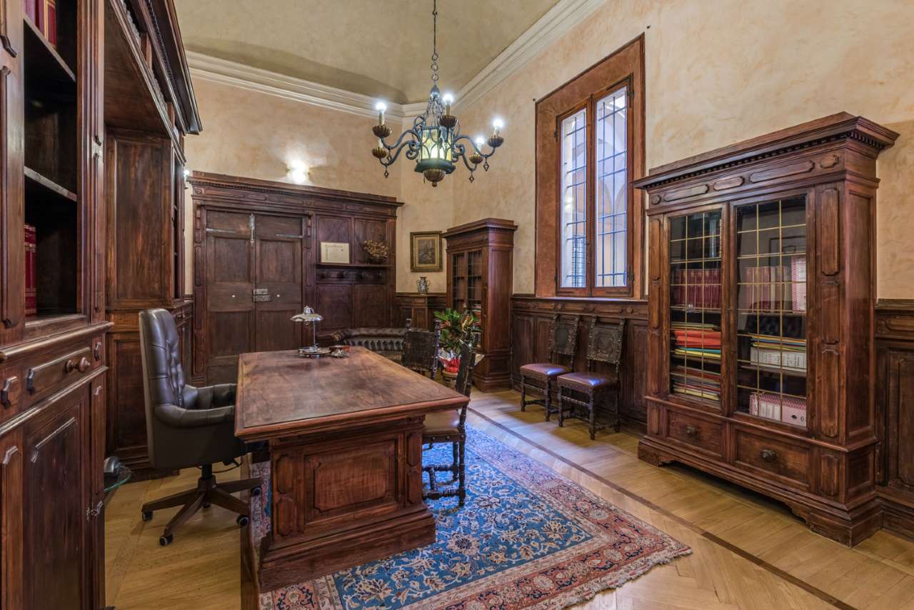 Ufficio - Loc.Com. BOLOGNA vendita  CASTIGLIONE CASTIGLIONE Immobiliare Santo Stefano