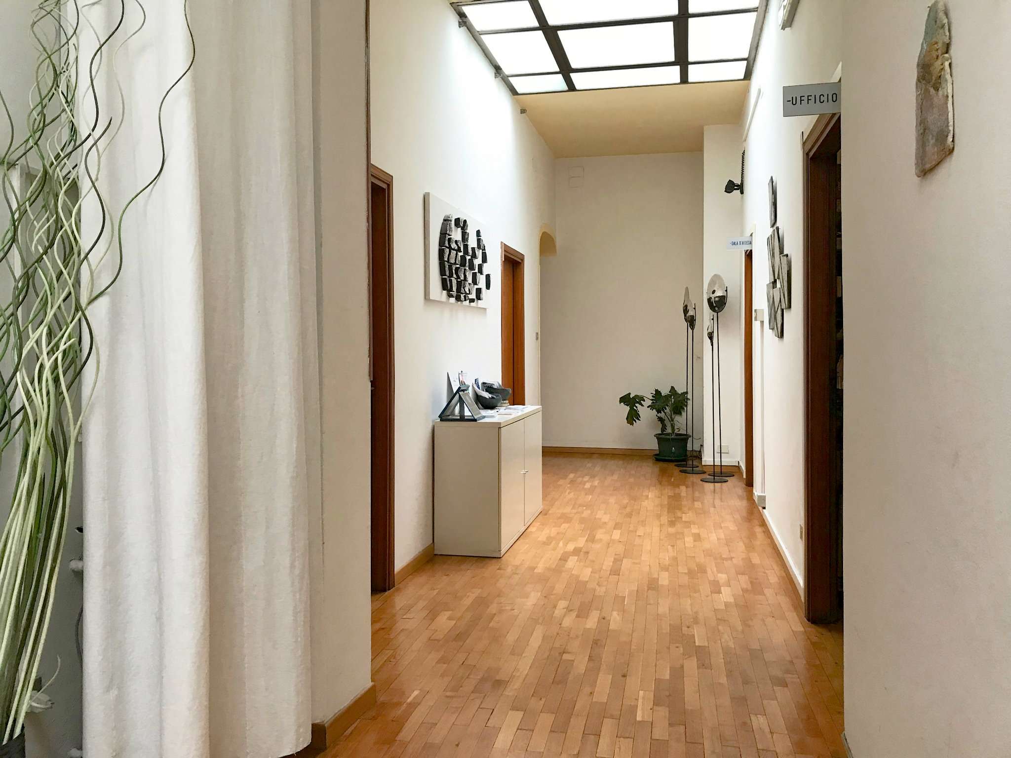 Ufficio - Loc.Com. BOLOGNA vendita  CENTRO STORICO d'Azeglio Immobiliare Santo Stefano