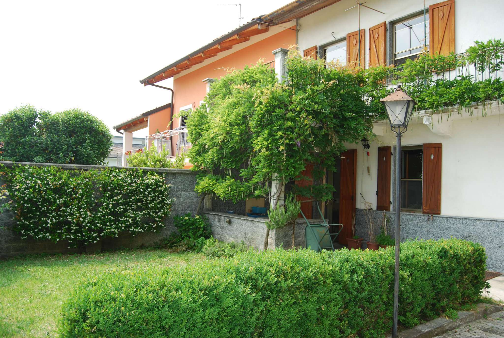  almese vendita quart: via sonetto eurocasa immobiliare