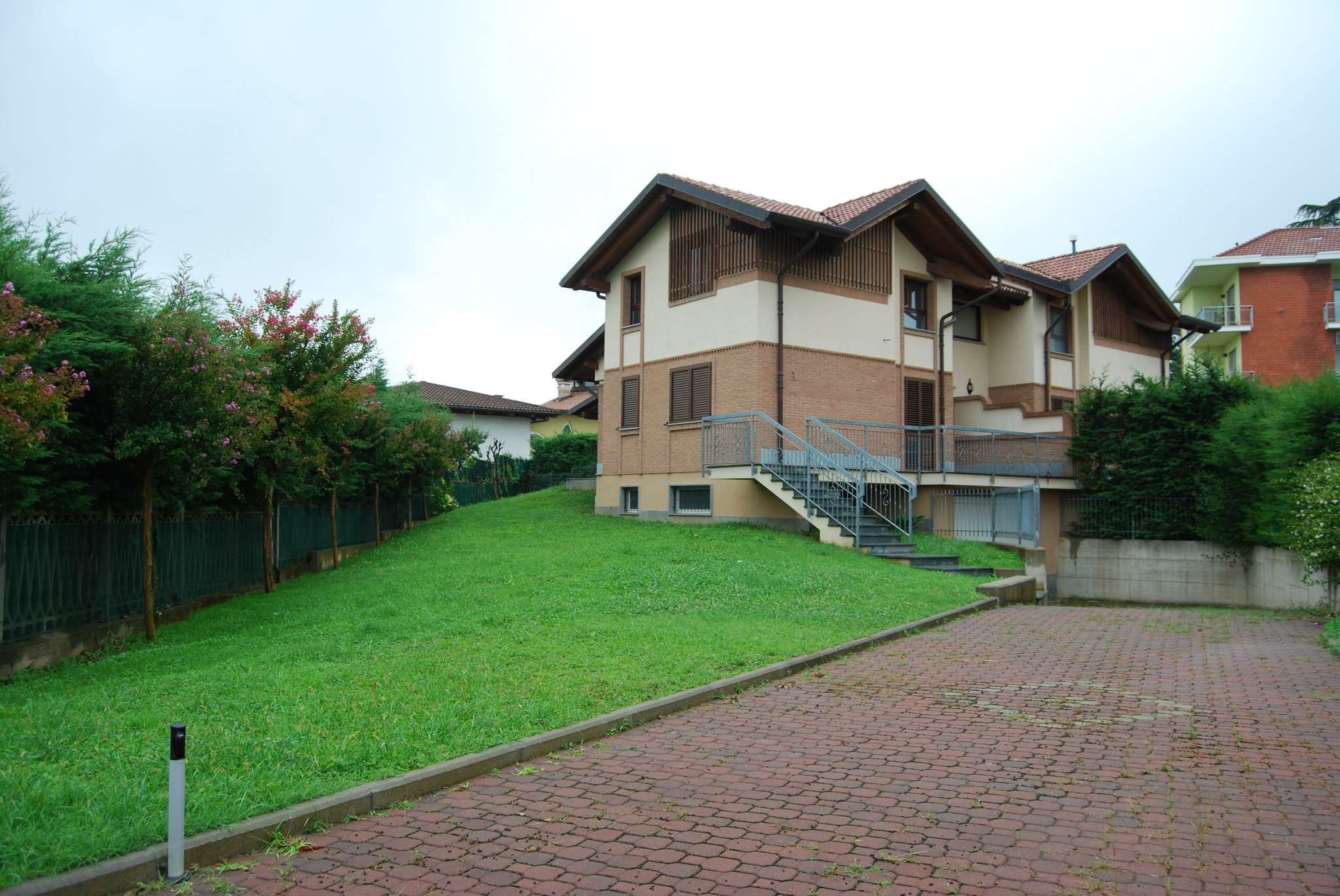 Villa Bifamiliare RIVOLI vendita  Collinare Appennini Eurocasa Immobiliare