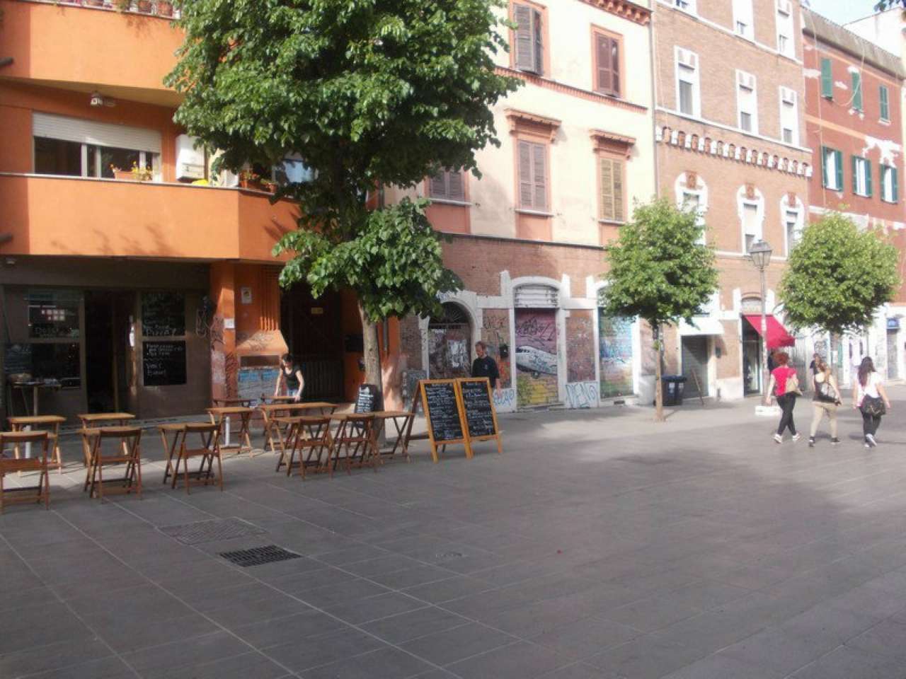 Negozio - Loc.Com. ROMA vendita  PIGNETO VIA DEL PIGNETO Club Casa Srl