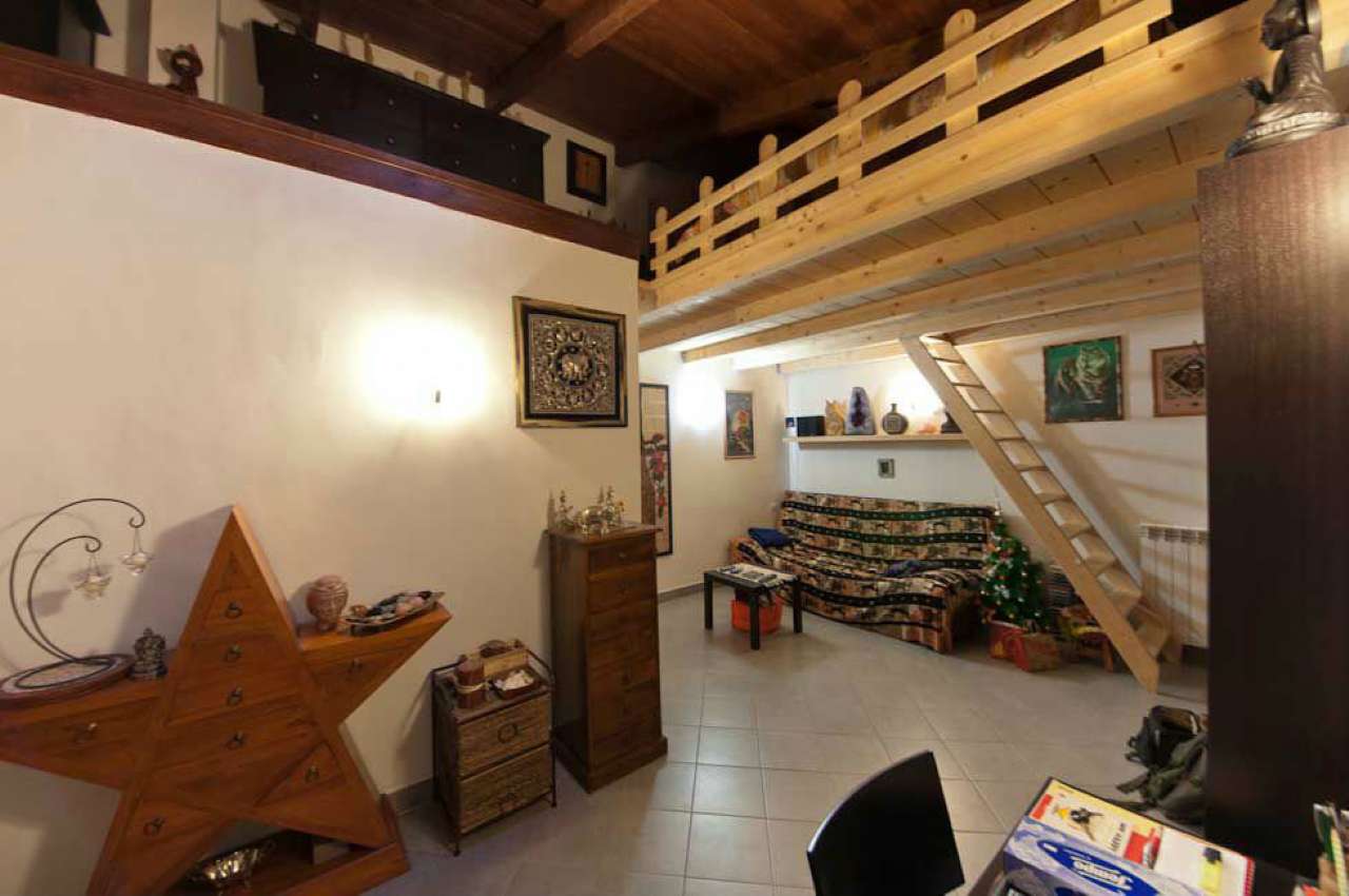 Villa Unifamiliare - Indipendente ROMA affitto  PIGNETO VIA GIOVANNI BRANCALEONE Club Casa Srl