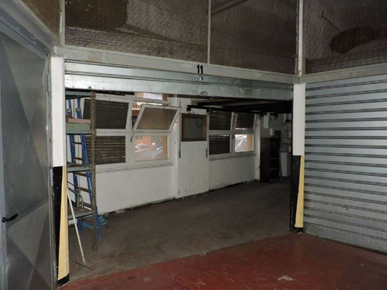  genova vendita quart: sampierdarena s.i.t.-studio-immobiliare
