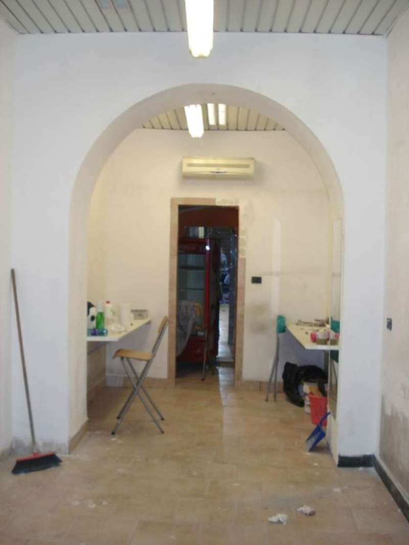 Negozio - Loc.Com. GENOVA vendita  CENTRO STORICO Via Prè S.I.T. Studio Immobiliare
