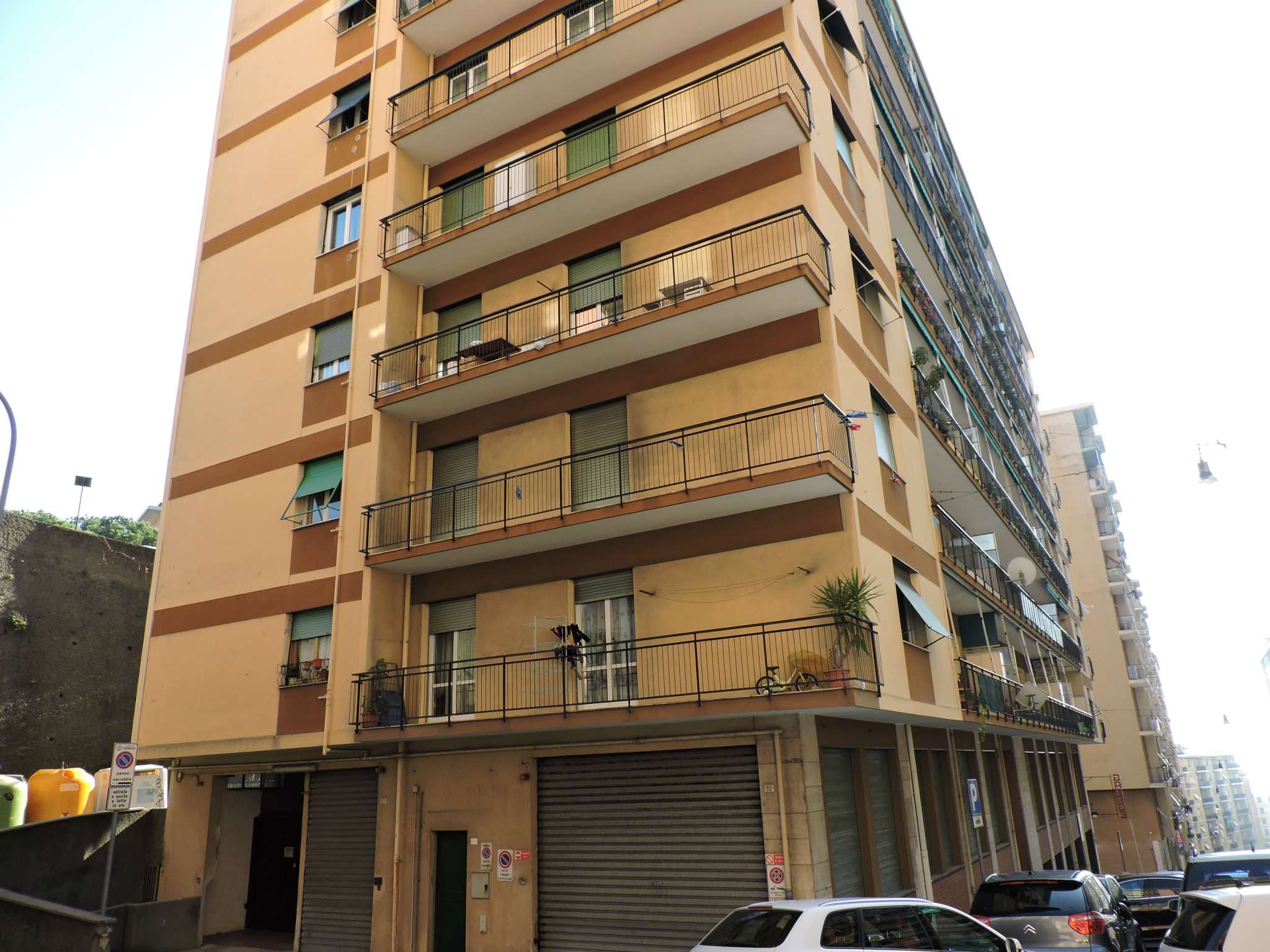  genova vendita quart: sampierdarena s.i.t. studio immobiliare