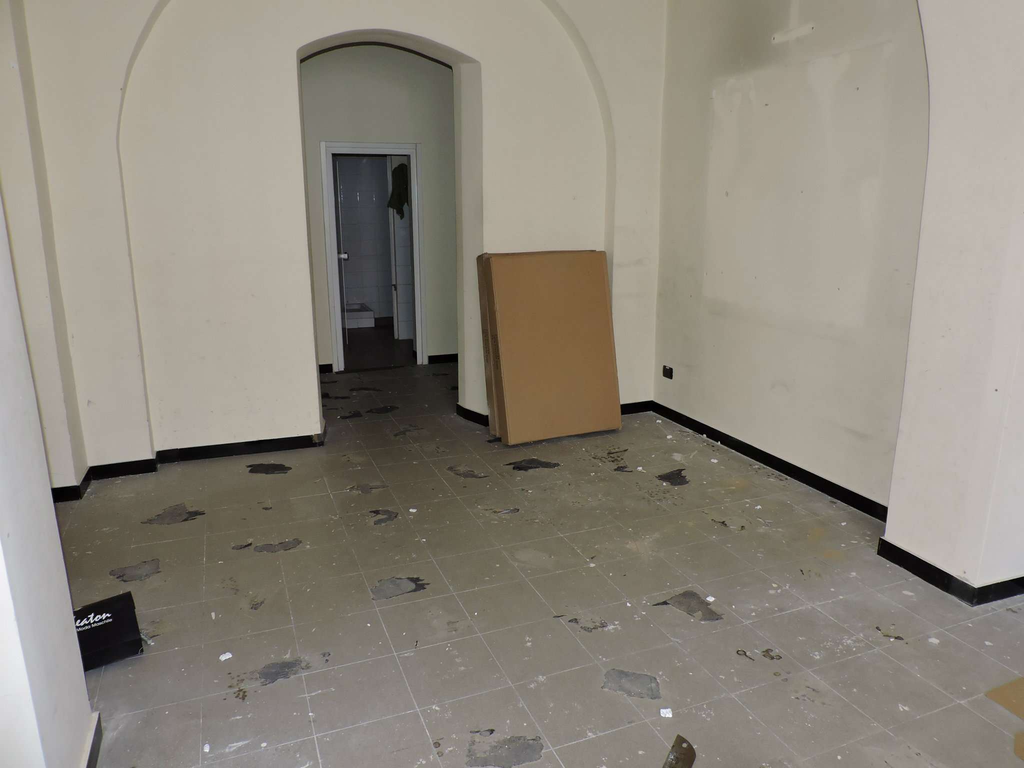 Negozio - Loc.Com. GENOVA vendita  SAMPIERDARENA Barabino S.I.T. Studio Immobiliare