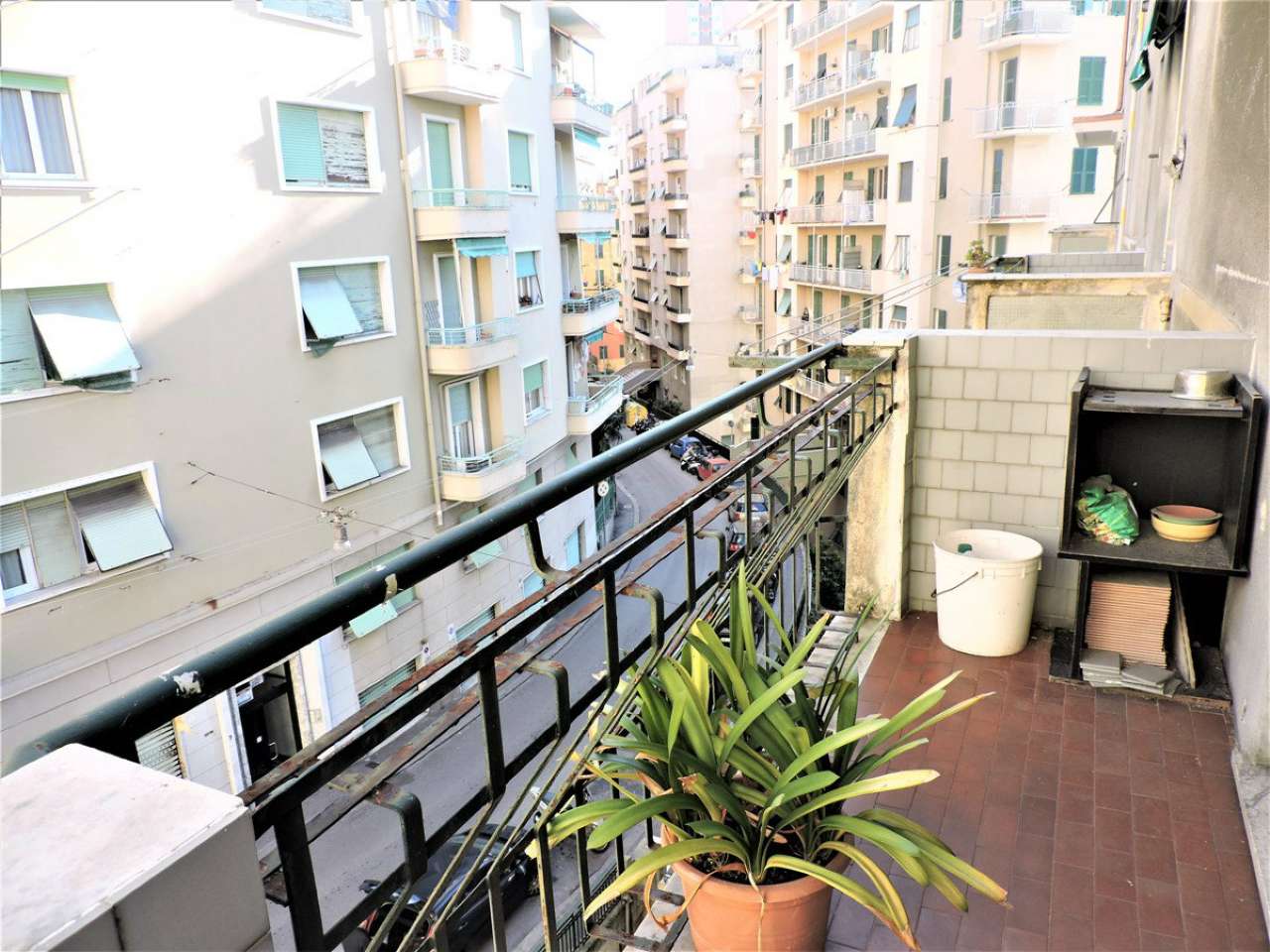  genova vendita quart: sampierdarena s.i.t. studio immobiliare