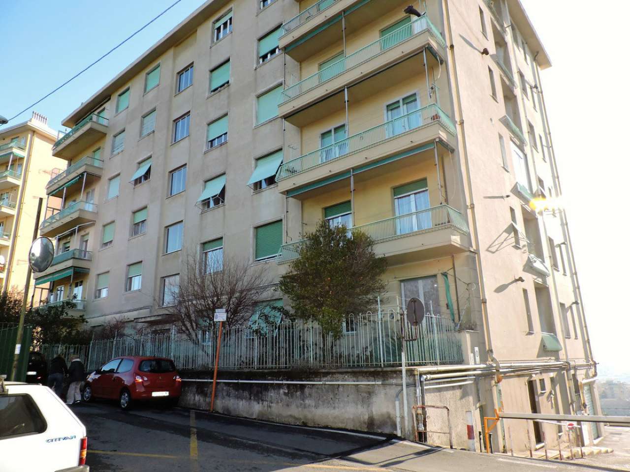 Appartamento GENOVA vendita  CORNIGLIANO dei Sessanta S.I.T. Studio Immobiliare