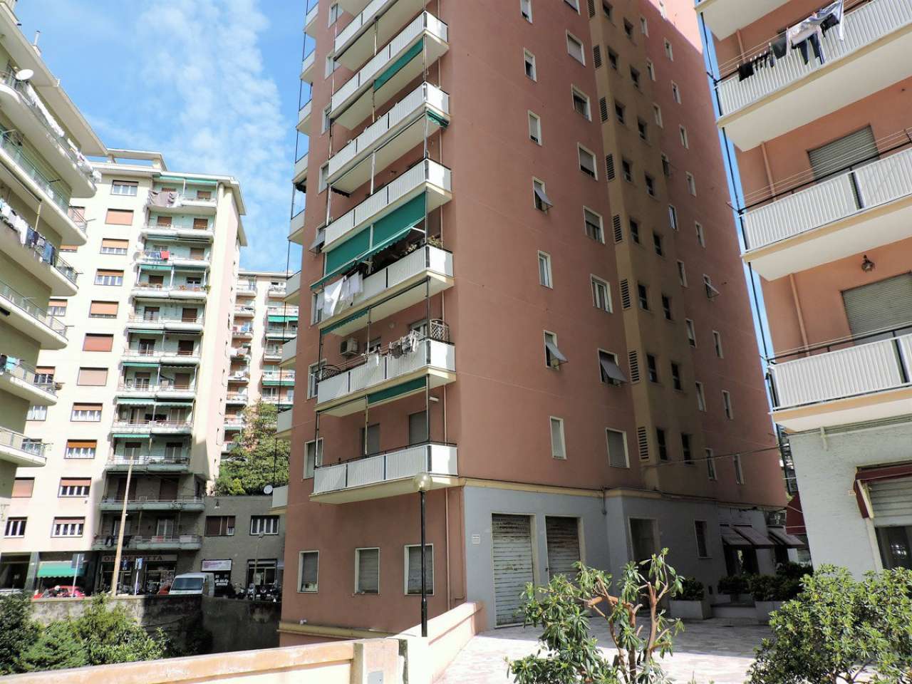  genova vendita quart: sampierdarena s.i.t. studio immobiliare